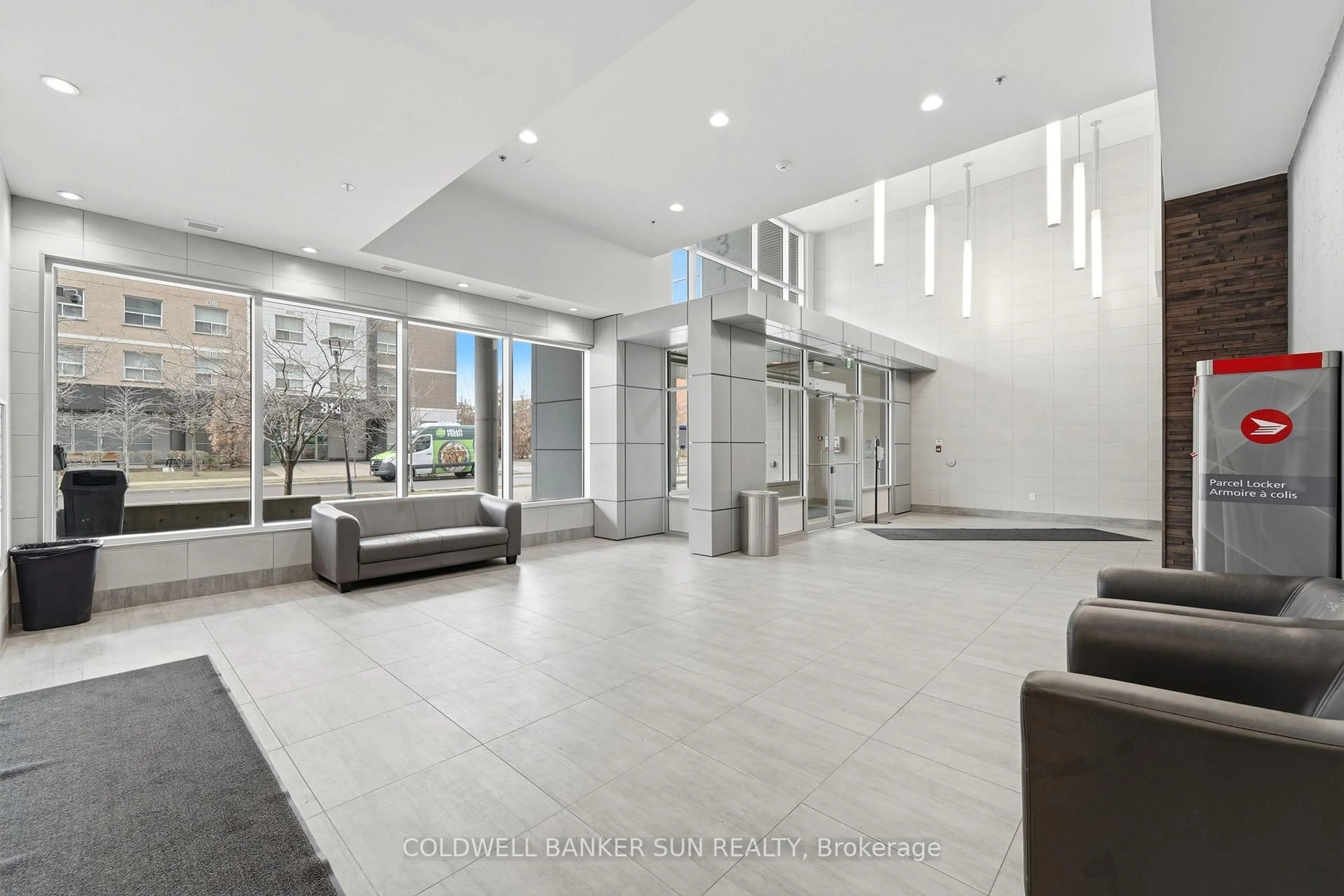 Lobby for 318 Spruce St #1308, Waterloo Ontario N2L 3M7