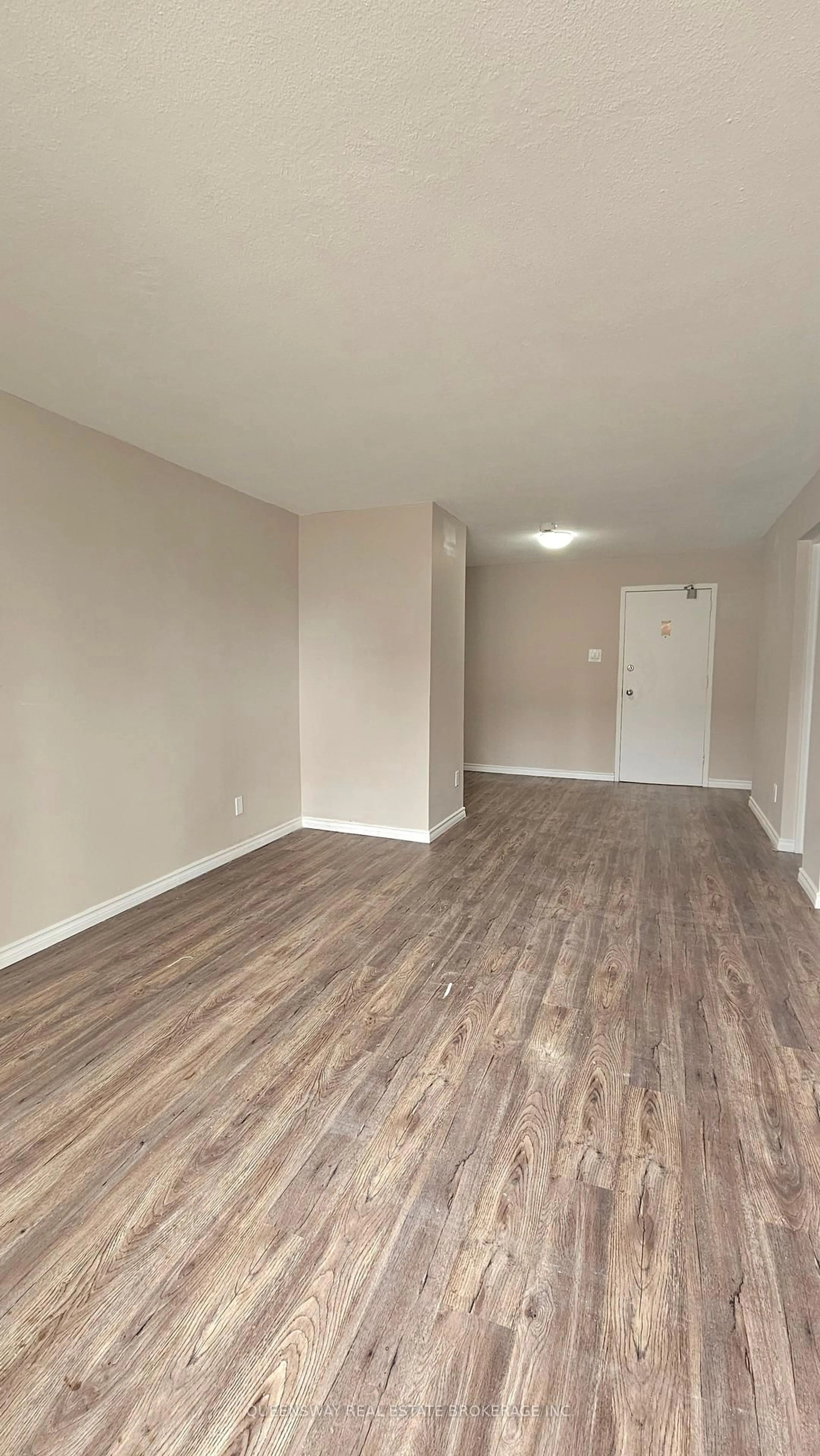 A pic of a room for 633 Barber Ave #9, North Perth Ontario N4W 1S4