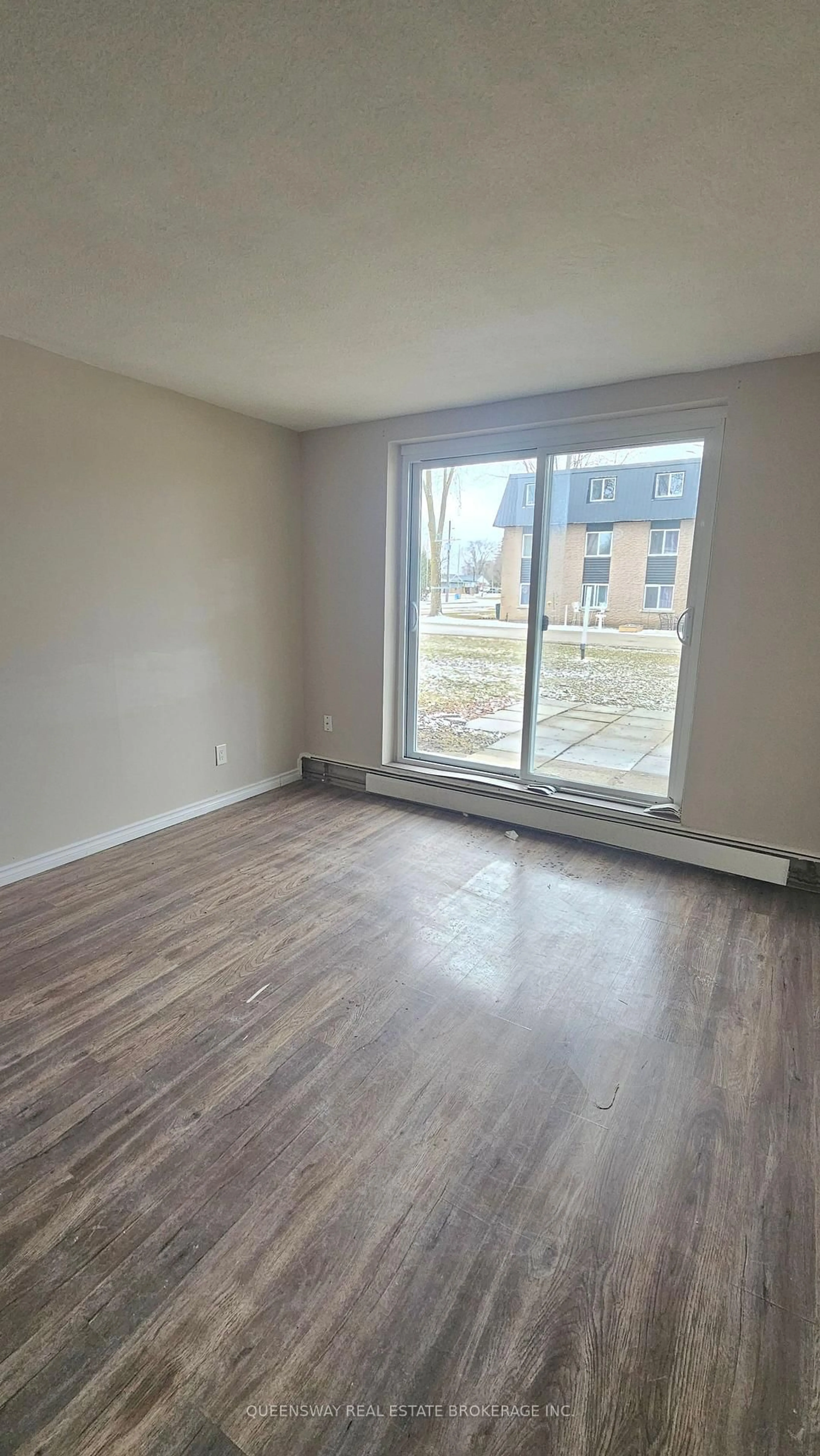 A pic of a room for 633 Barber Ave #9, North Perth Ontario N4W 1S4