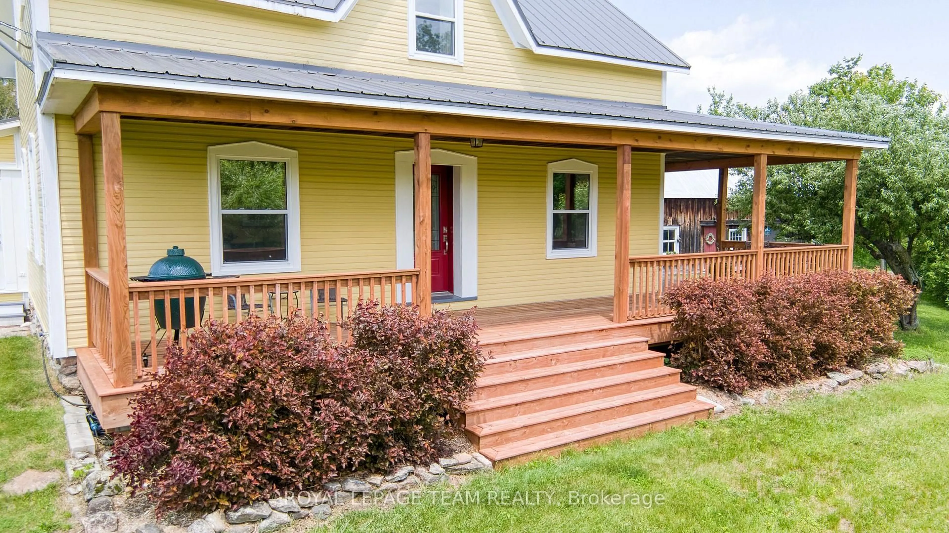 Home with vinyl exterior material, street for 2931 Ramsay Con 3C Rd, Almonte Ontario K0A 1A0