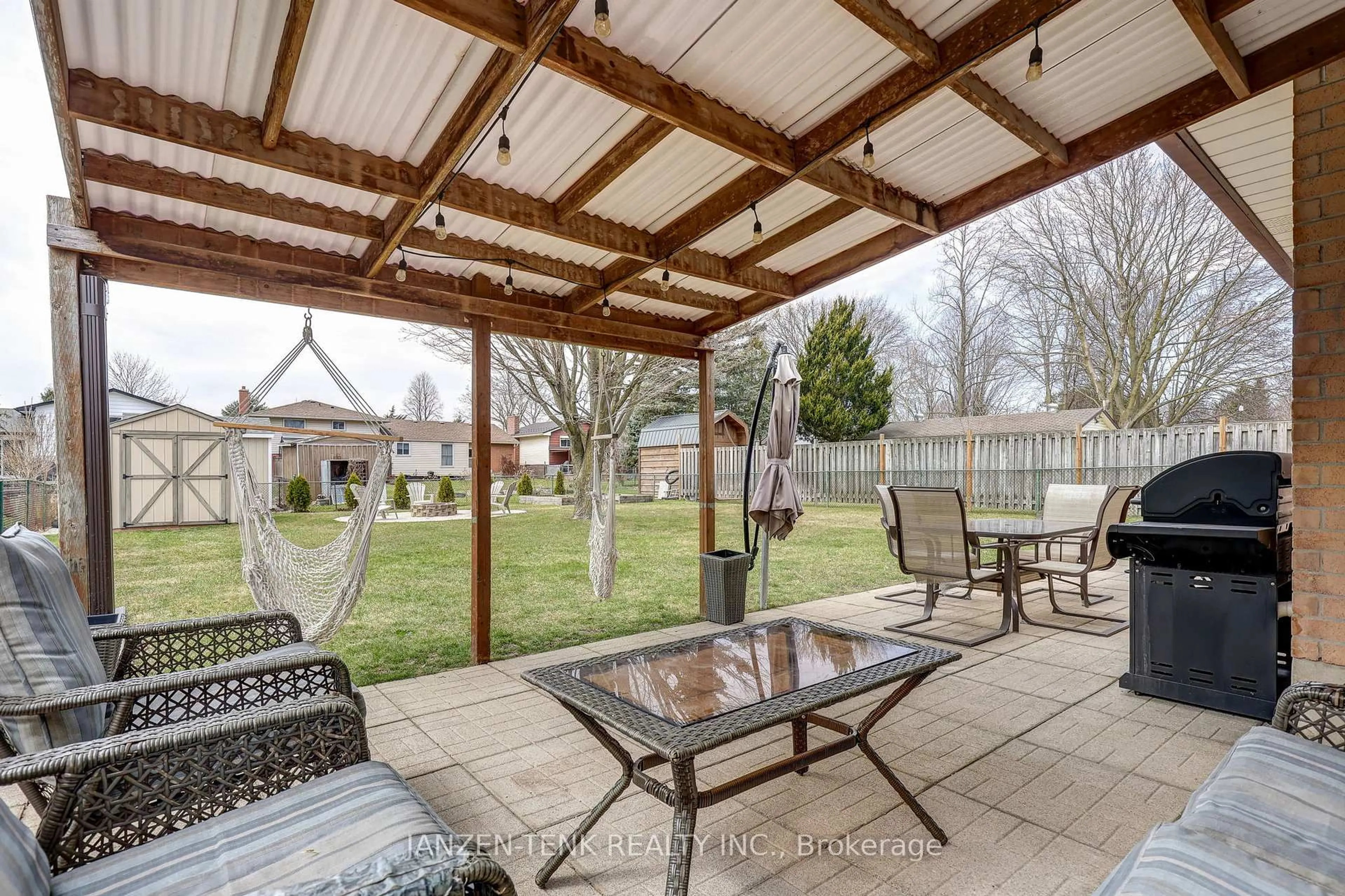 Patio, street for 24 Centennial Ave, Aylmer Ontario N5H 2X2