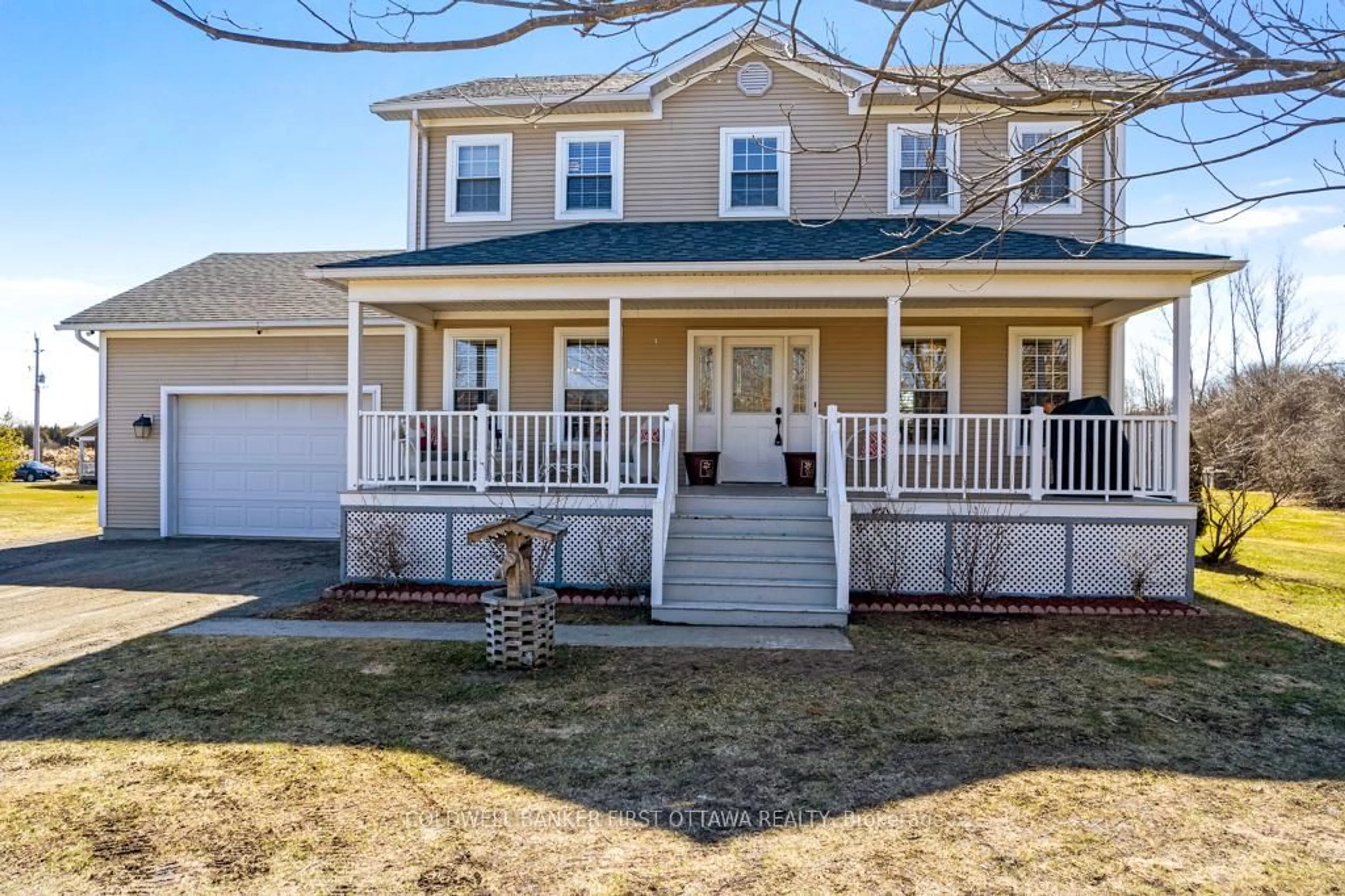 Home with vinyl exterior material, street for 237 WAYSIDE Dr, Drummond/North Elmsley Ontario K7R 3C8