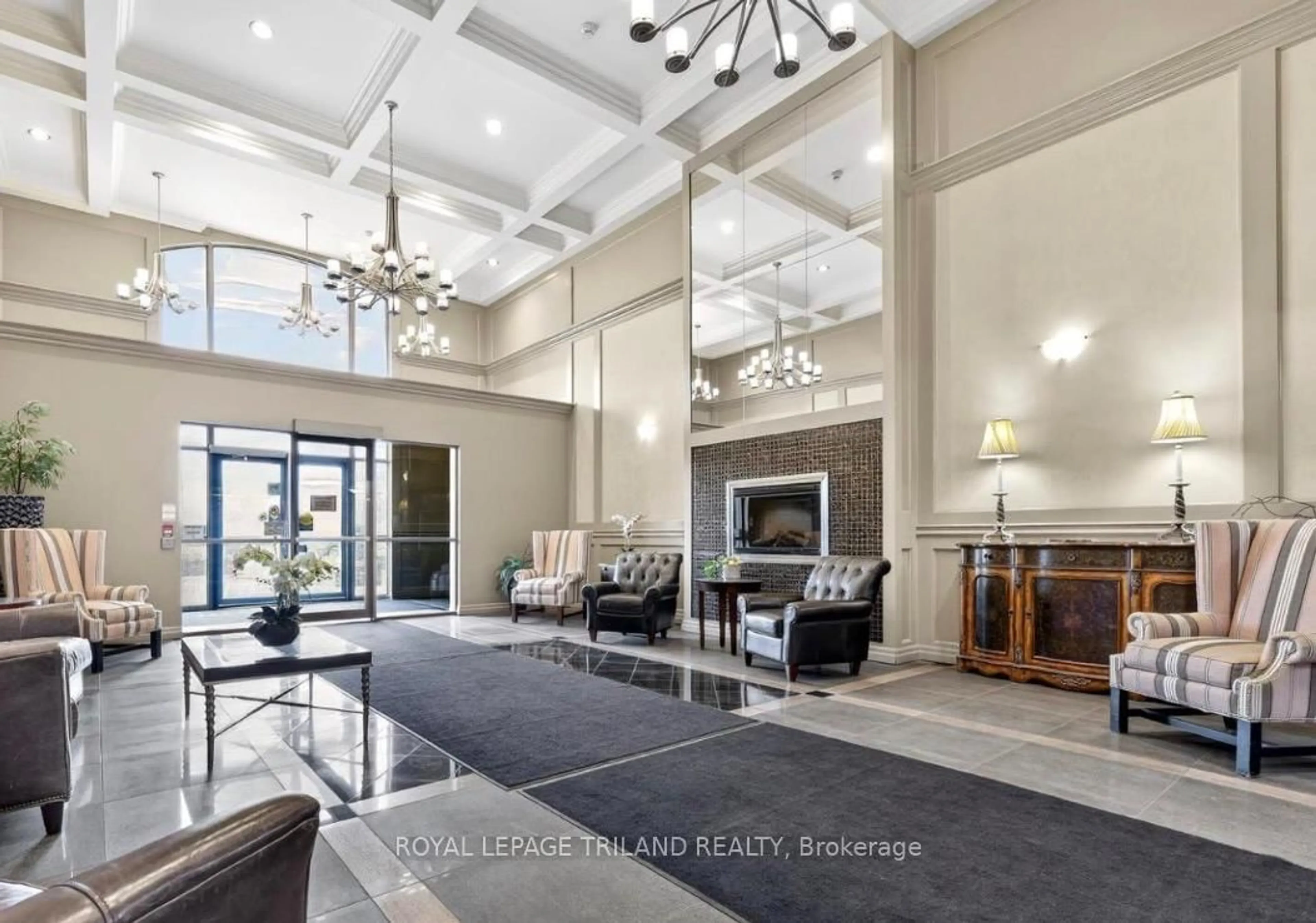 Lobby for 1030 CORONATION Dr #605, London North Ontario N6G 0G5