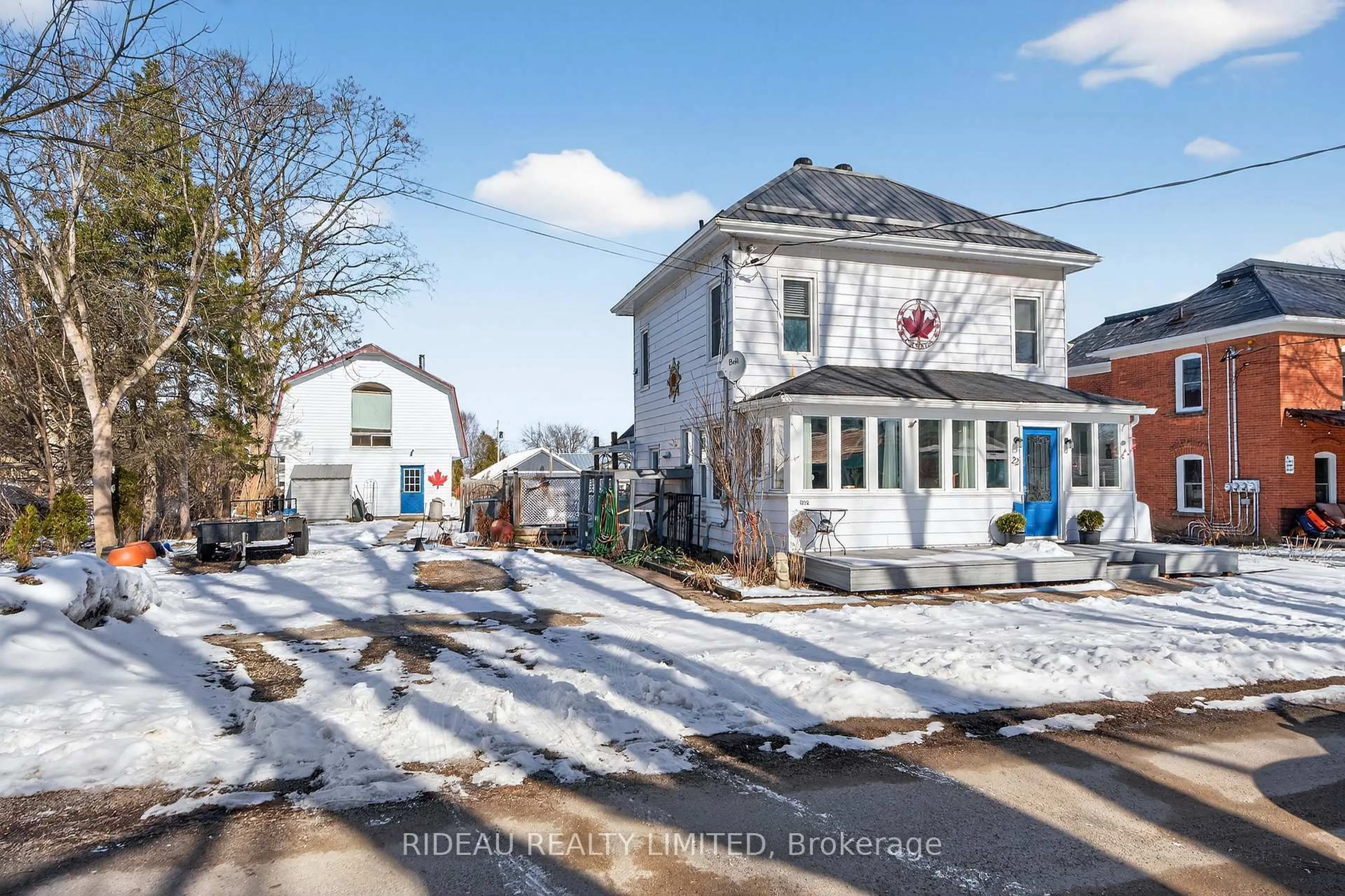 A pic from outside/outdoor area/front of a property/back of a property/a pic from drone, street for 22 Perth St, Rideau Lakes Ontario K0G 1V0