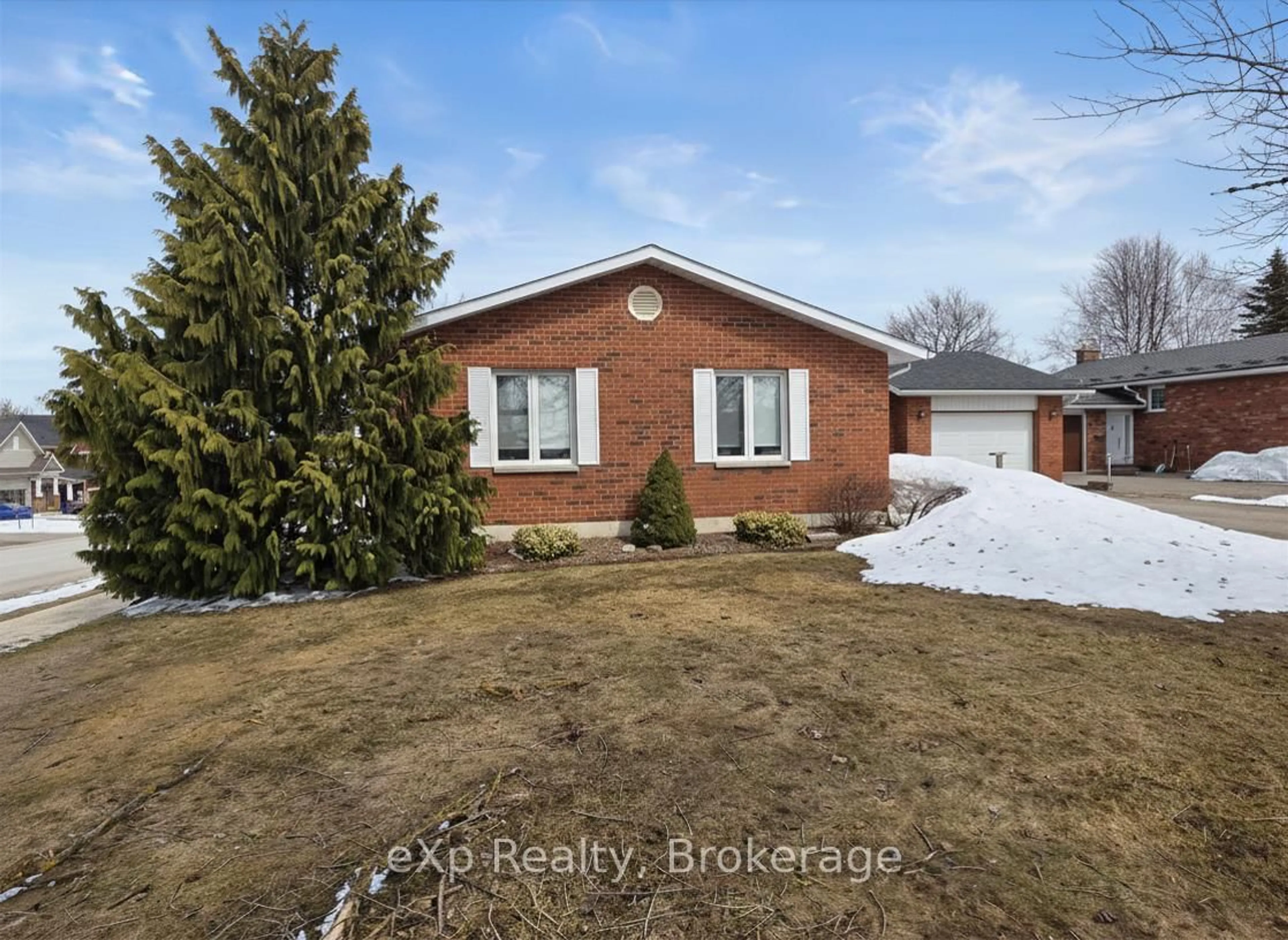 A pic from outside/outdoor area/front of a property/back of a property/a pic from drone, street for 103 Margaret Elizabeth Ave, Grey Highlands Ontario N0C 1H0