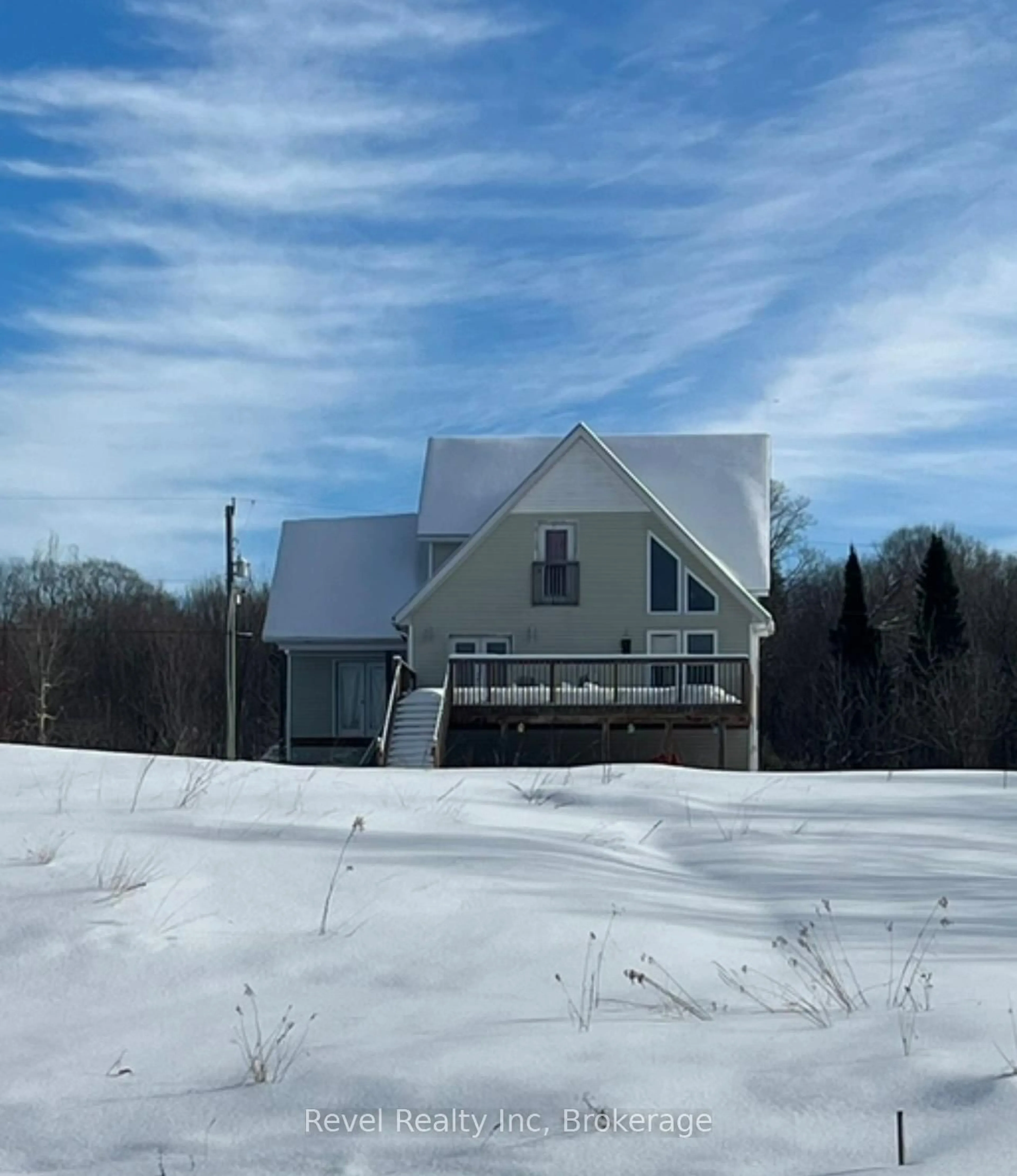 Unknown for 64 Jones Rd, McKellar Ontario P2A 2W7