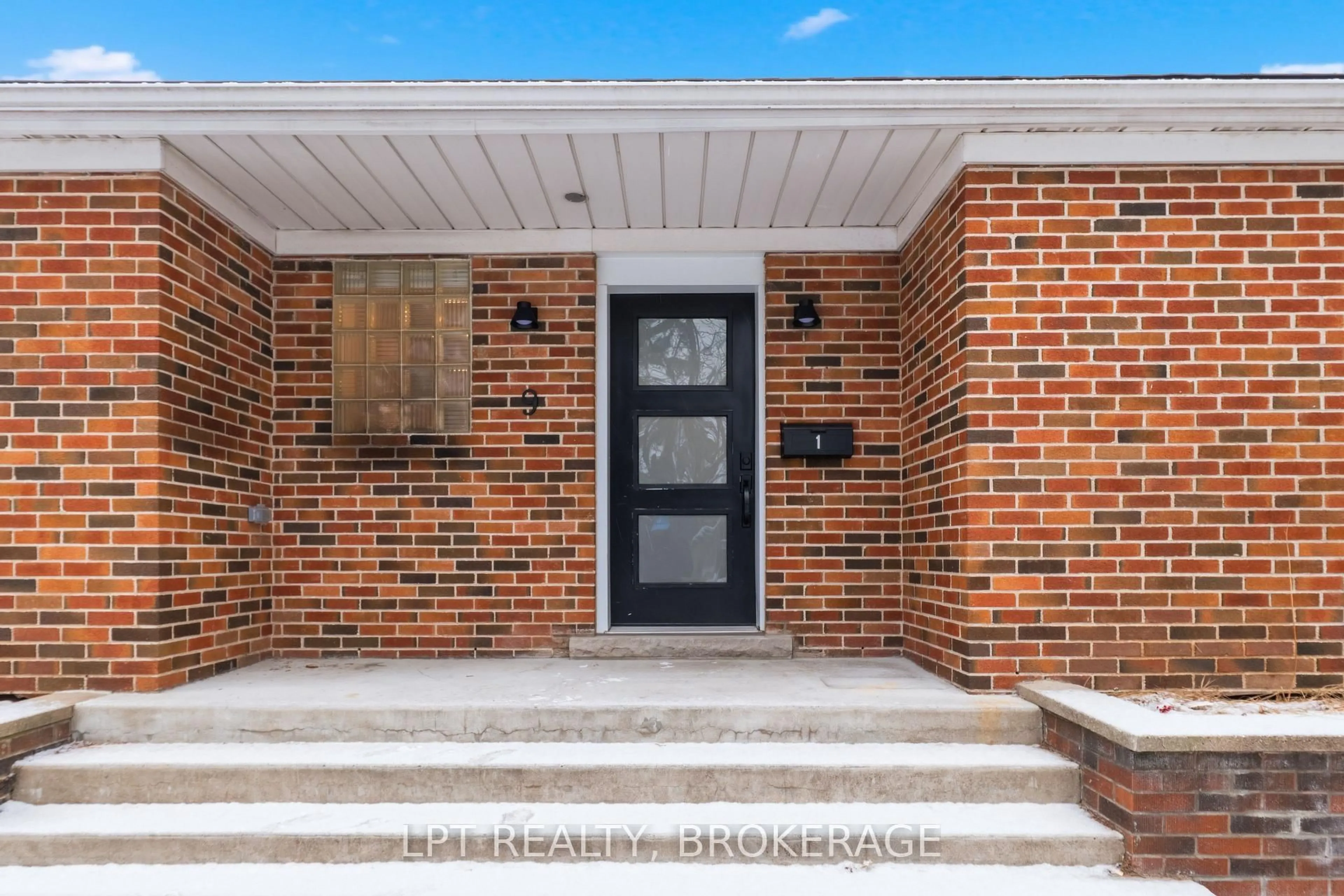 Home with brick exterior material, street for 9 Elizabeth Ave, Kingston Ontario K7M 3G9