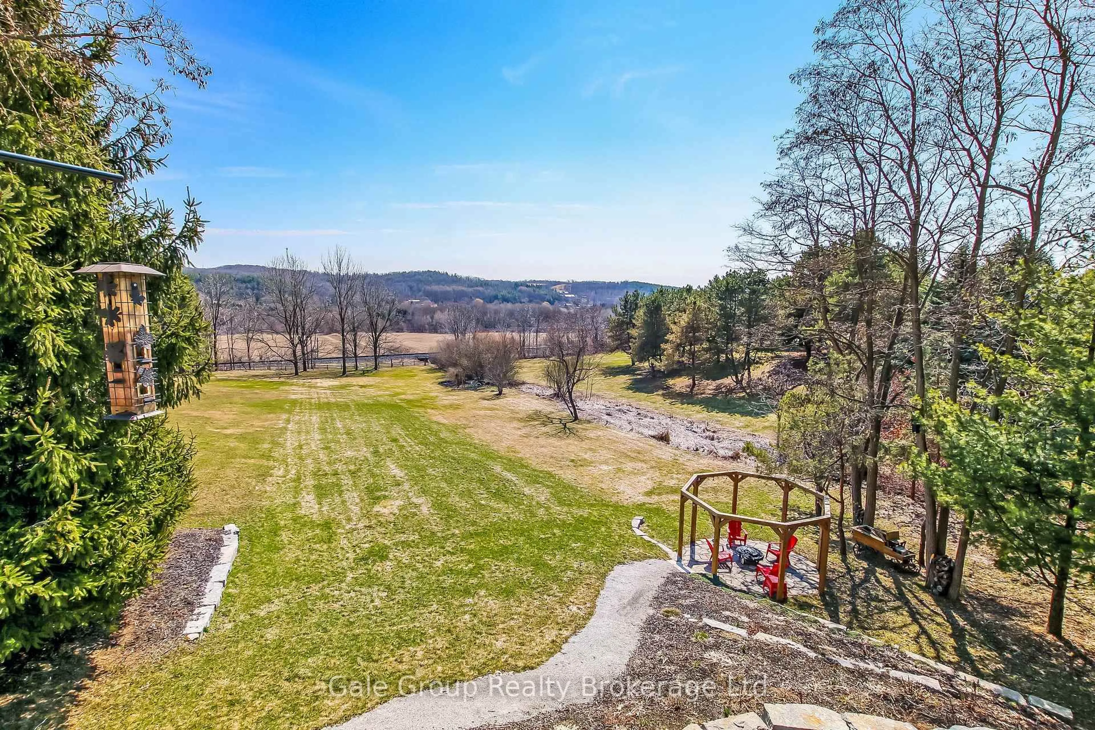 A pic from outside/outdoor area/front of a property/back of a property/a pic from drone, unknown for 684744 Highway No 2 Highway, East Zorra-Tavistock Ontario N4S 7V7