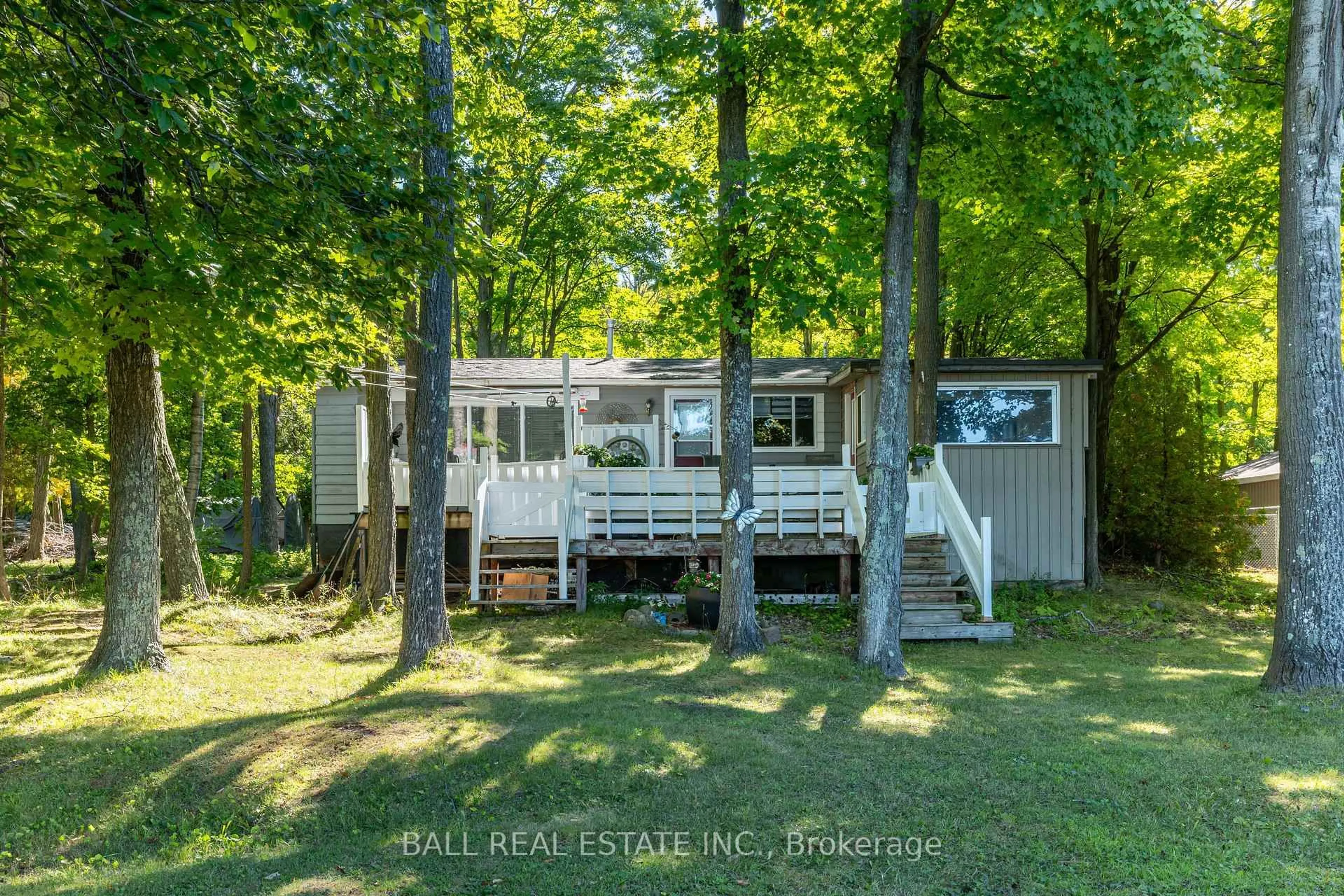 A pic from outside/outdoor area/front of a property/back of a property/a pic from drone, water/lake/river/ocean view for 21 Cedar Bay Rd, Curve Lake First Nation 35 Ontario K0L 1R0