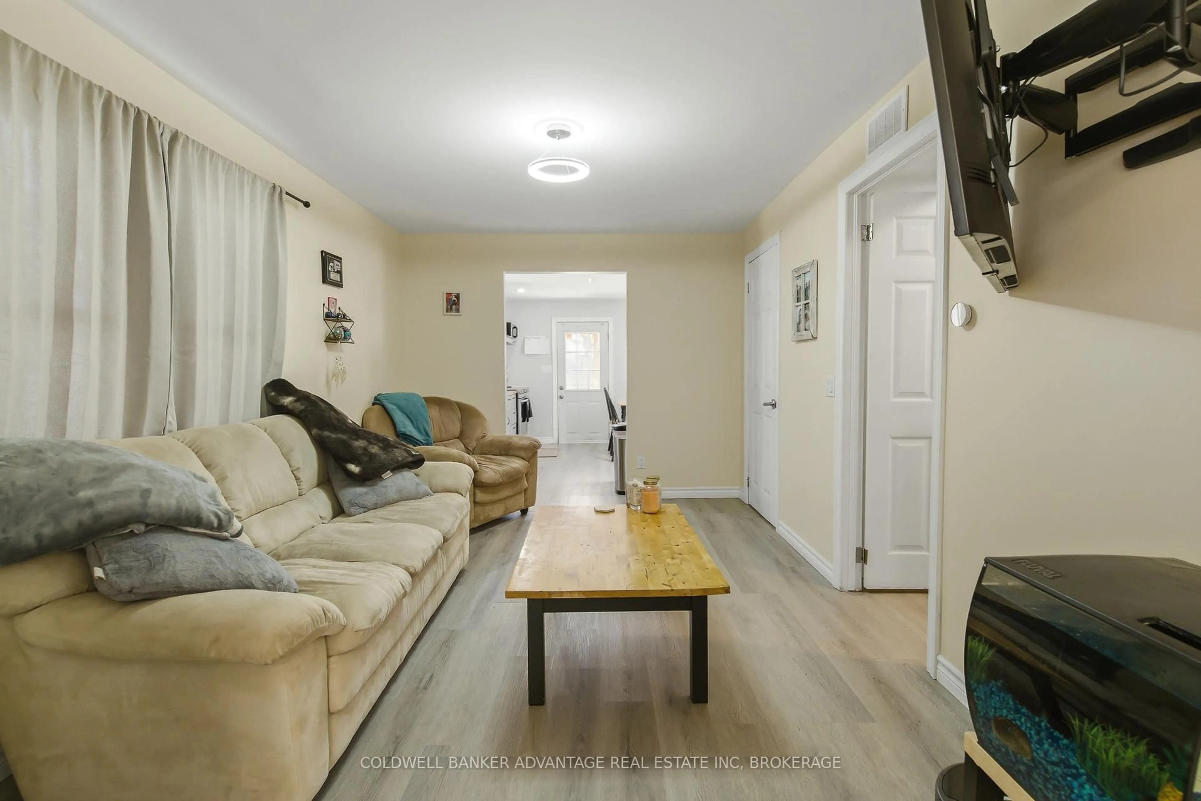 Living room with furniture, unknown for 229 Chaffey St, Welland Ontario L3B 2Y7