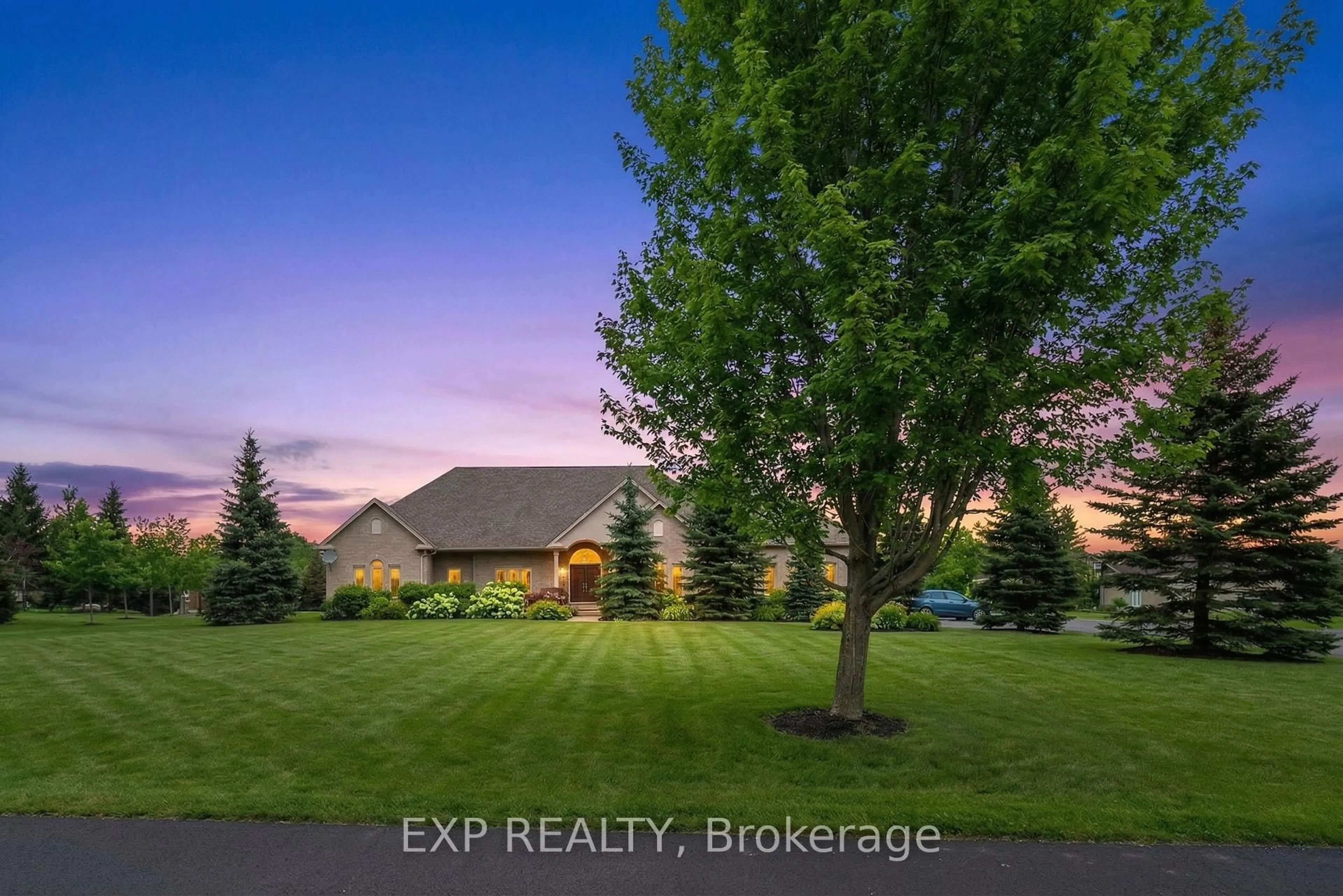 A pic from outside/outdoor area/front of a property/back of a property/a pic from drone, unknown for 48 Brookhaven Cres, East Garafraxa Ontario L9W 7M9