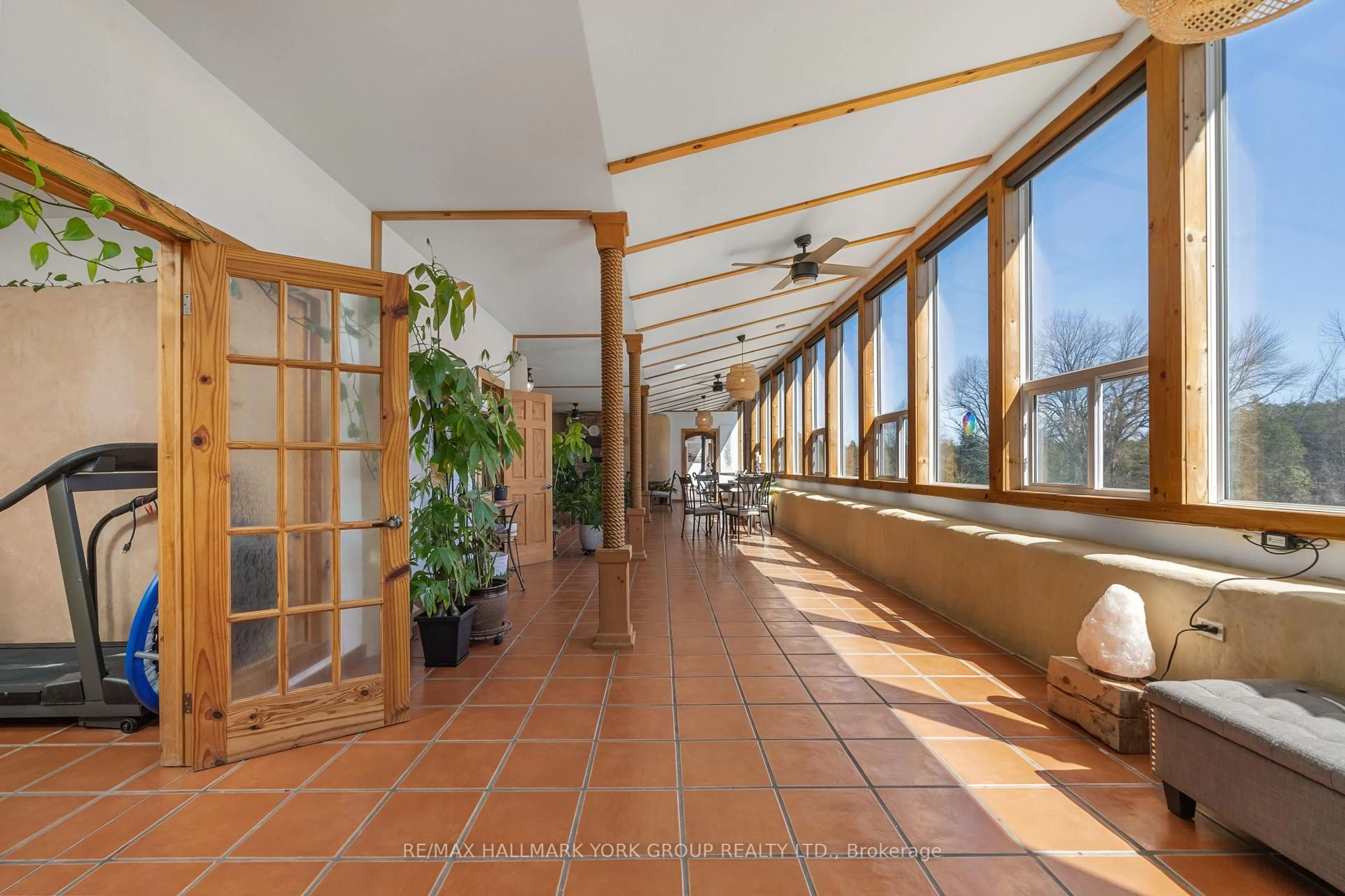 Indoor foyer for 1375 Queensborough Rd, Madoc Ontario K0K 2K0