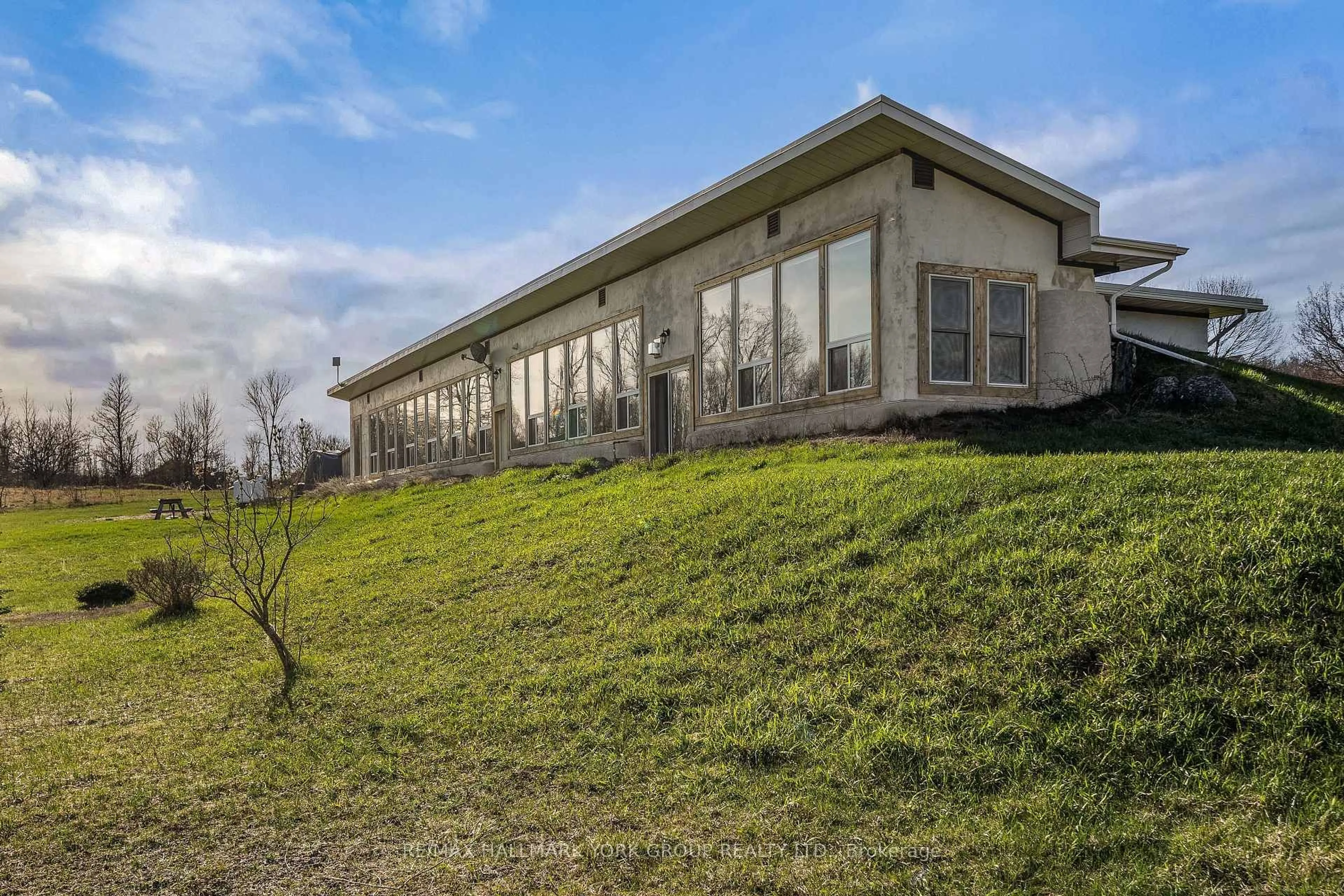 A pic from outside/outdoor area/front of a property/back of a property/a pic from drone, building for 1375 Queensborough Rd, Madoc Ontario K0K 2K0