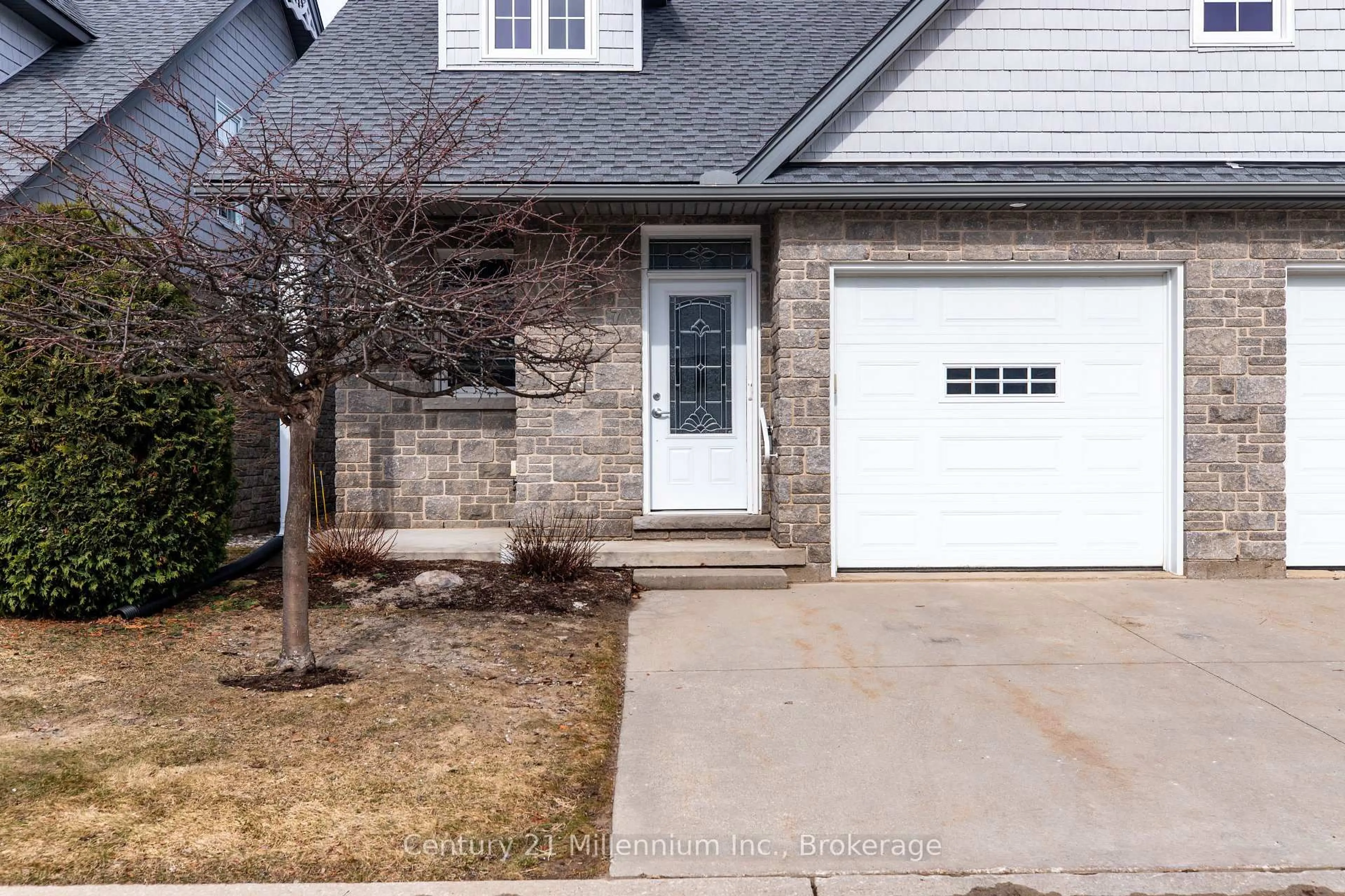 Home with brick exterior material, street for 190 Morpeth St #7, Saugeen Shores Ontario N0H 2L0