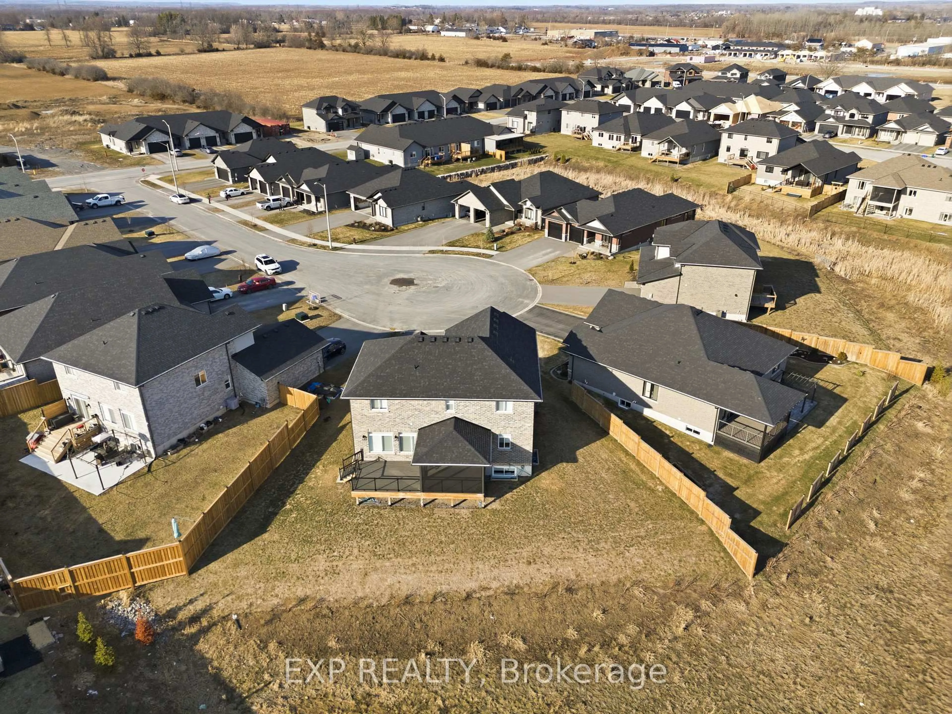 A pic from outside/outdoor area/front of a property/back of a property/a pic from drone, street for 18 Mavety Crt, Belleville Ontario K8N 4Z5