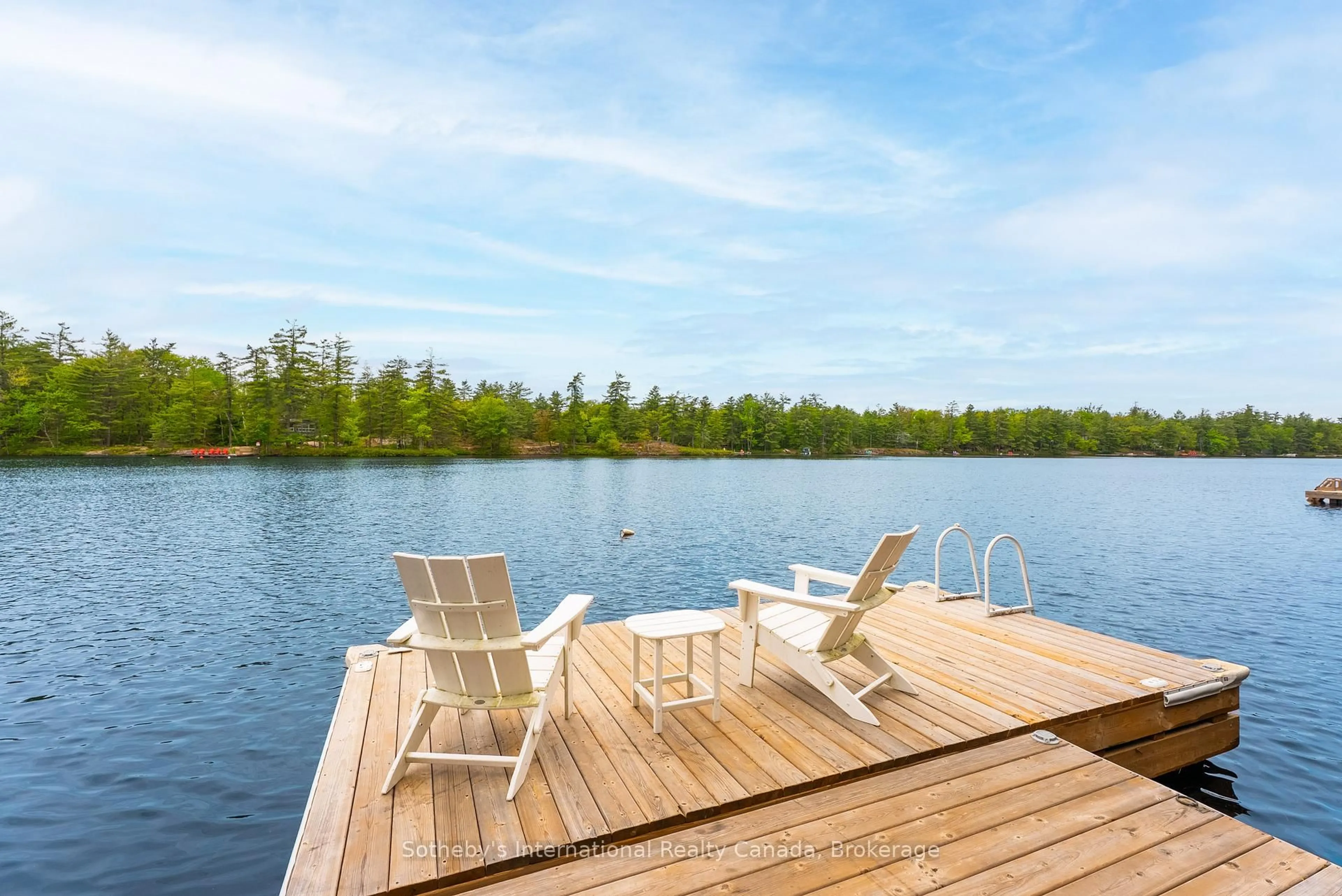 Patio, water/lake/river/ocean view for 5760 Kahshe Lake, Gravenhurst Ontario P0E 1G0