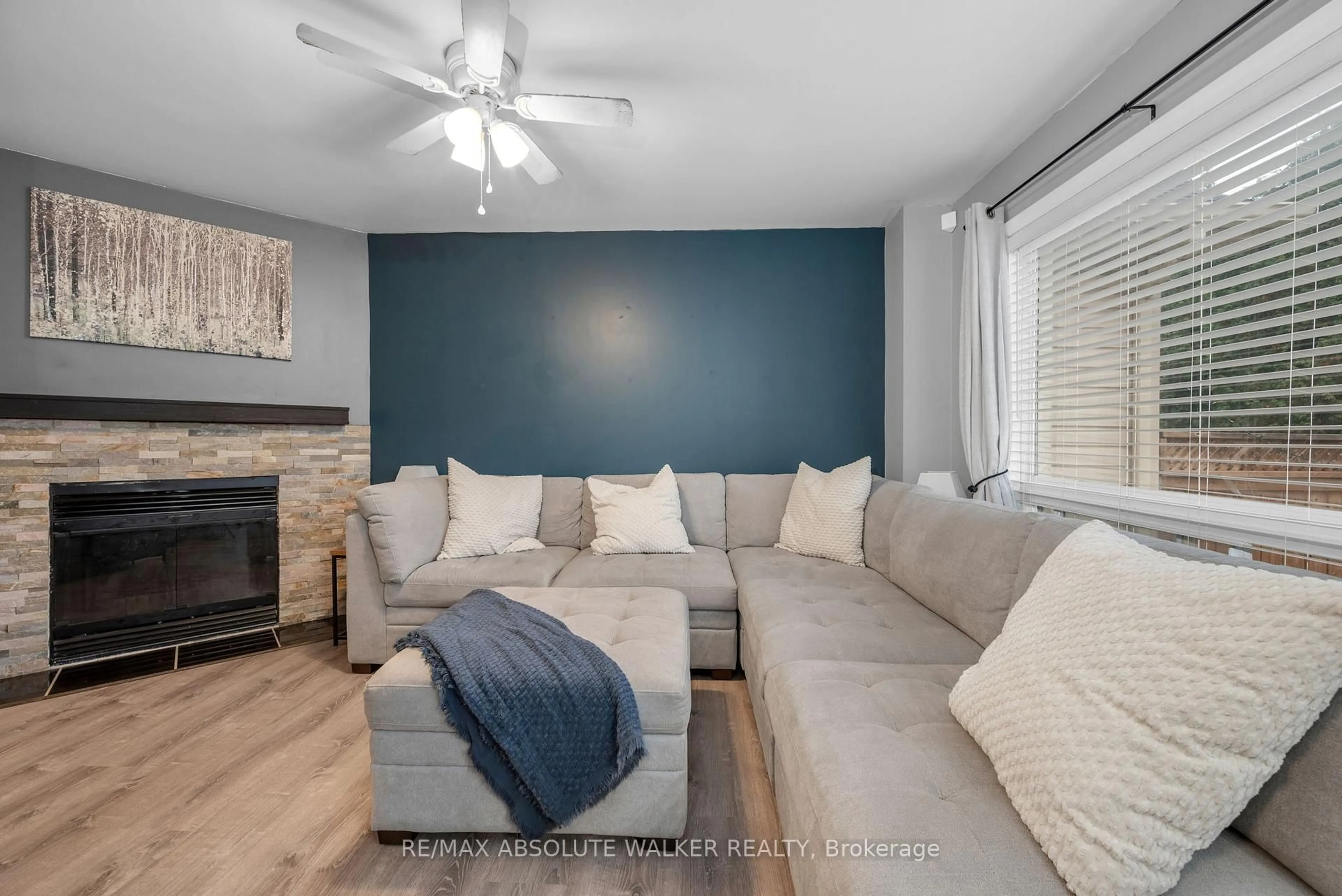 Living room with furniture, unknown for 108 Cedarock Dr, Ottawa Ontario K2M 2H5