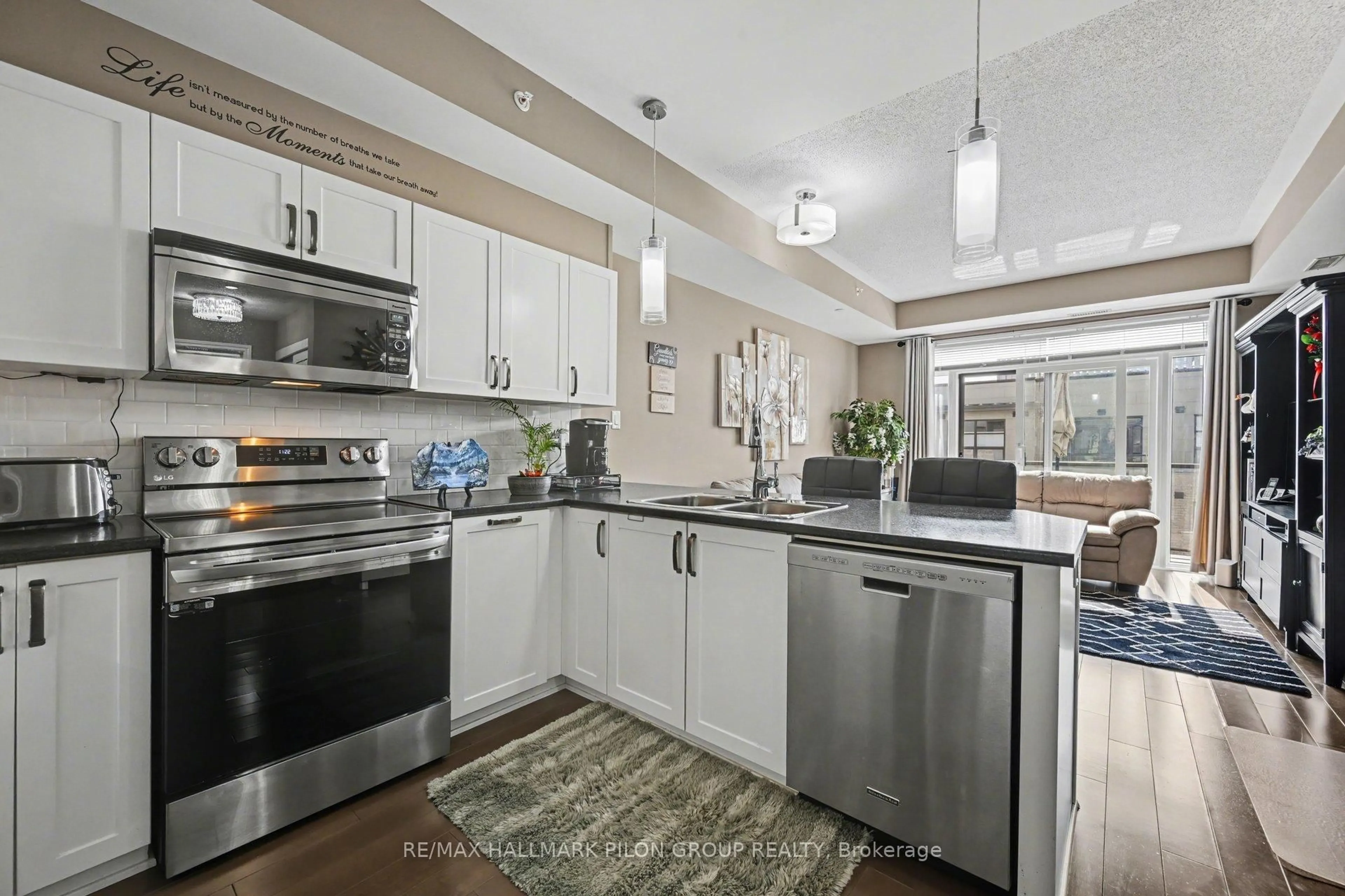 Open concept kitchen, unknown for 230 Titanium Private #403, Ottawa Ontario K1C 0C1