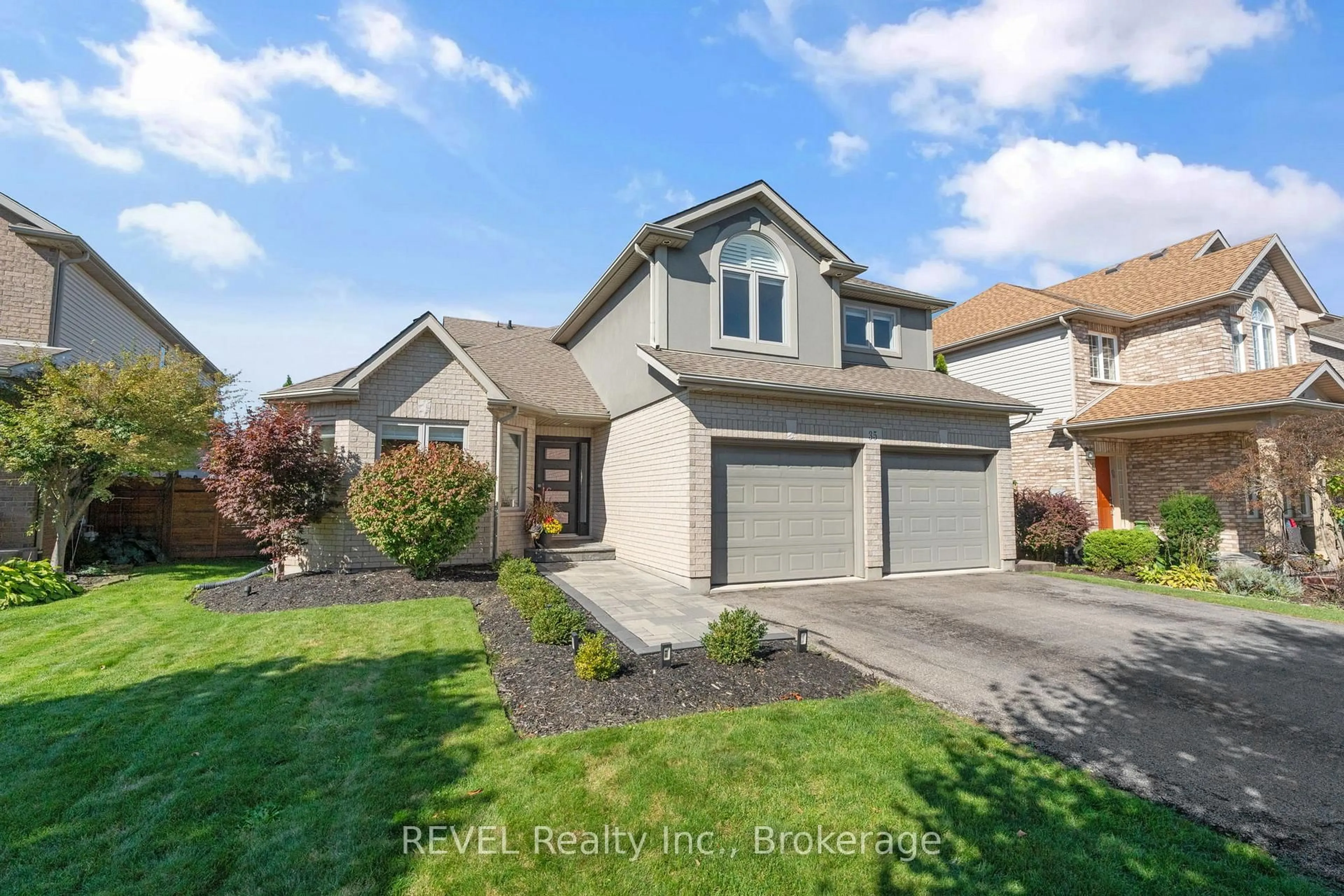 Unknown for 35 AGINCOURT Cres, St. Catharines Ontario L2S 4B4