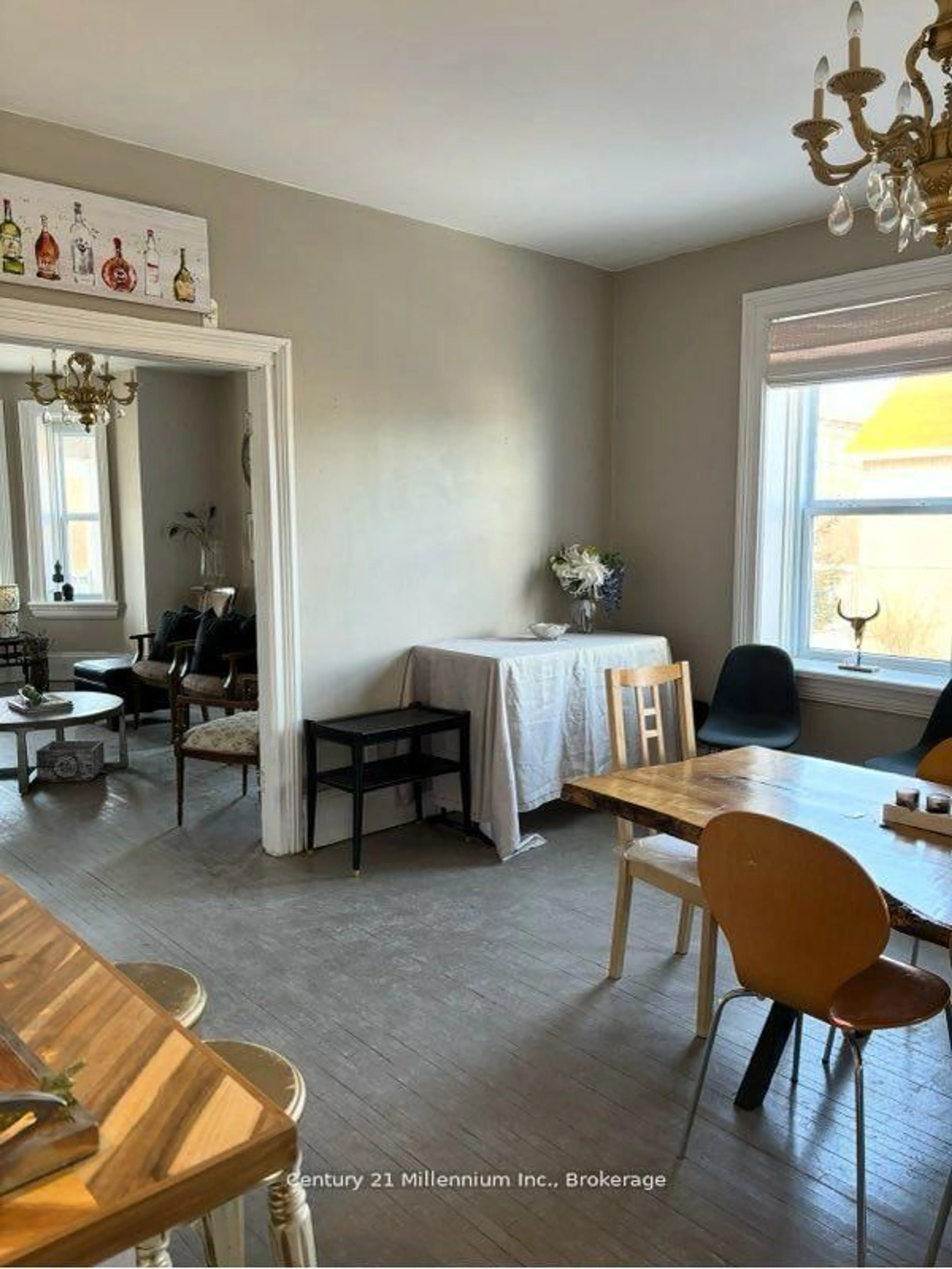 Dining room, floor is not visible for 117 Durham St, Madoc Ontario K0K 2K0