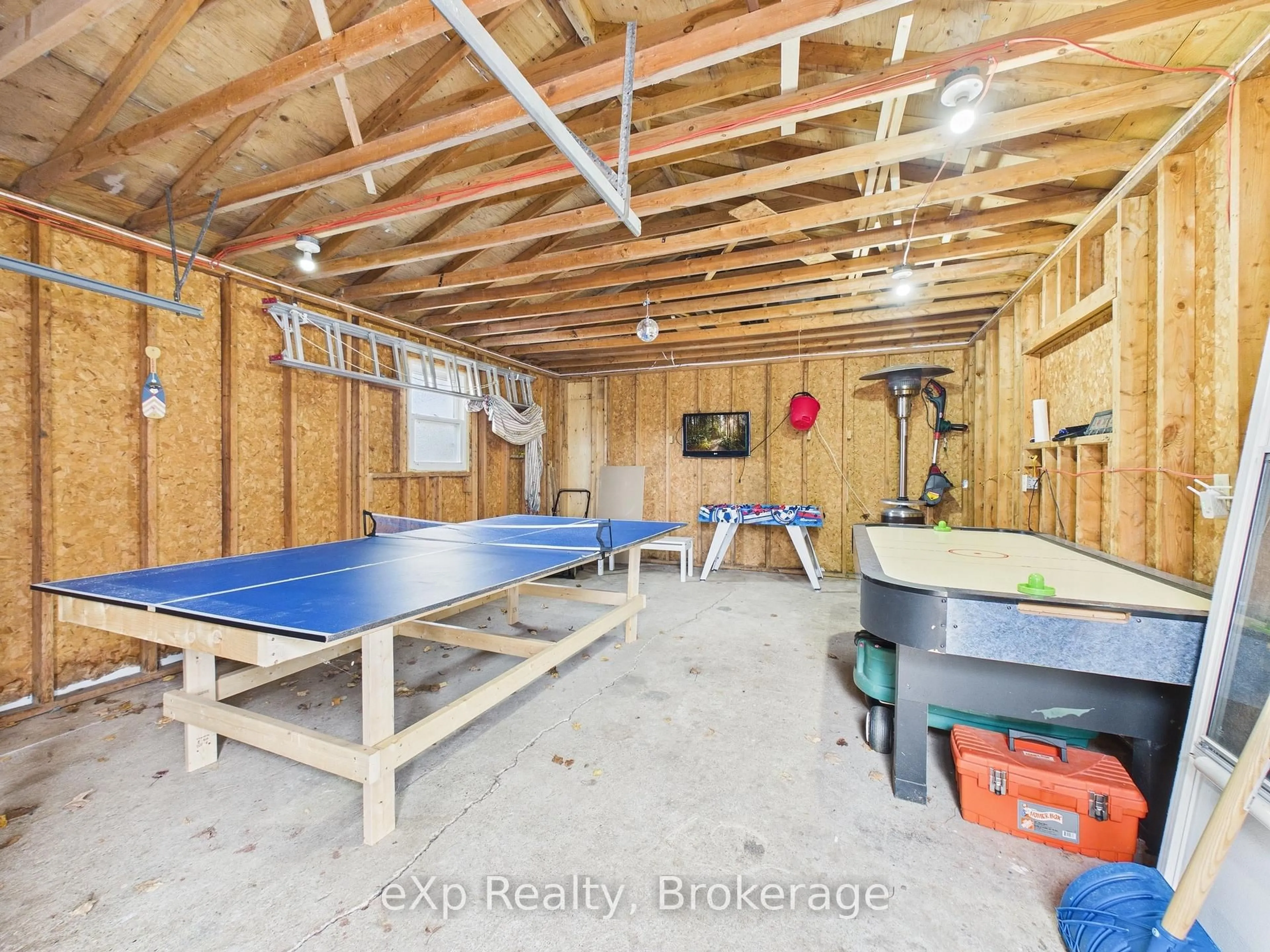 Indoor garage for 2 Birch St, South Bruce Peninsula Ontario N0H 2G0