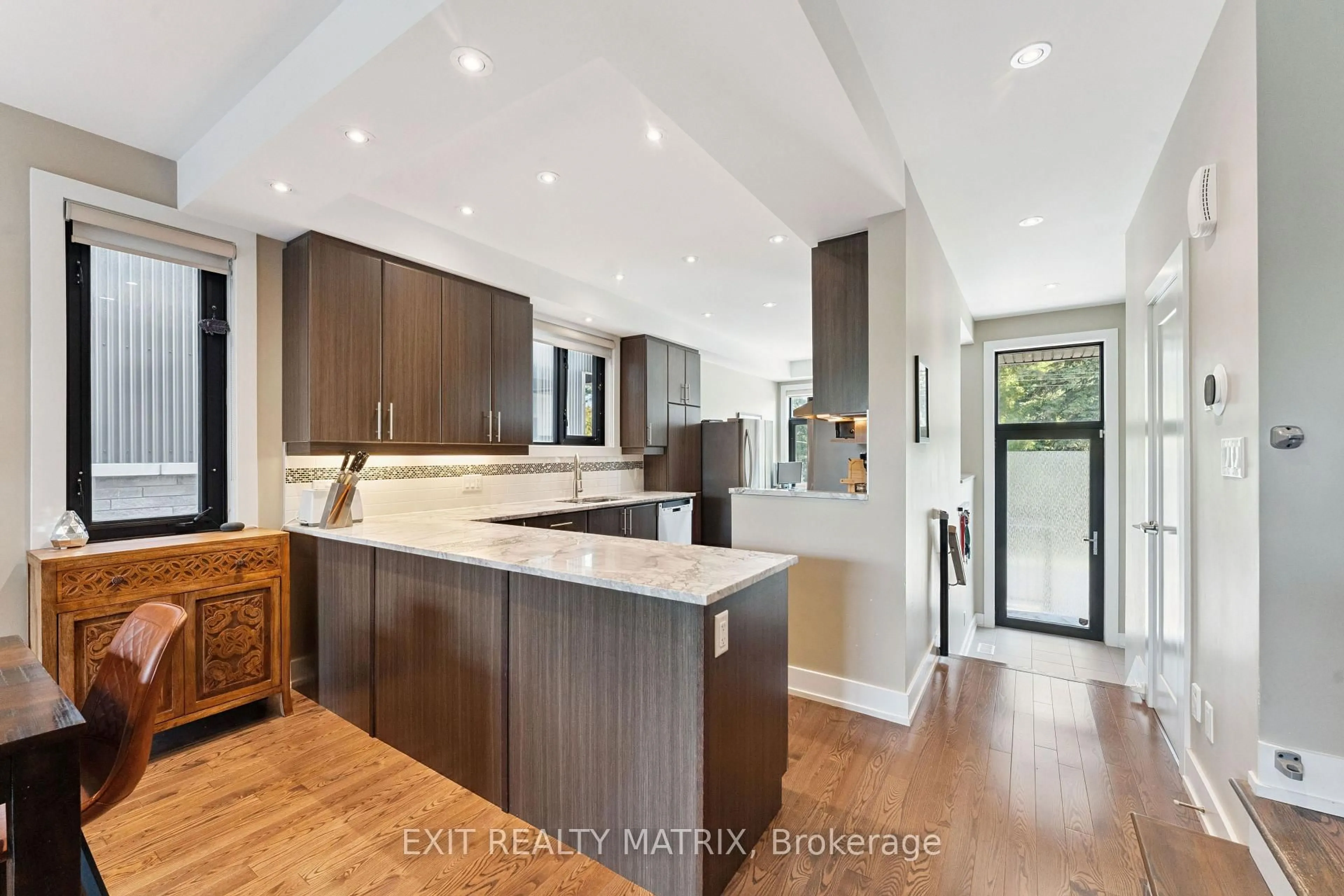 Contemporary kitchen, unknown for 97 Queen Mary St, Ottawa Ontario K1K 1X6