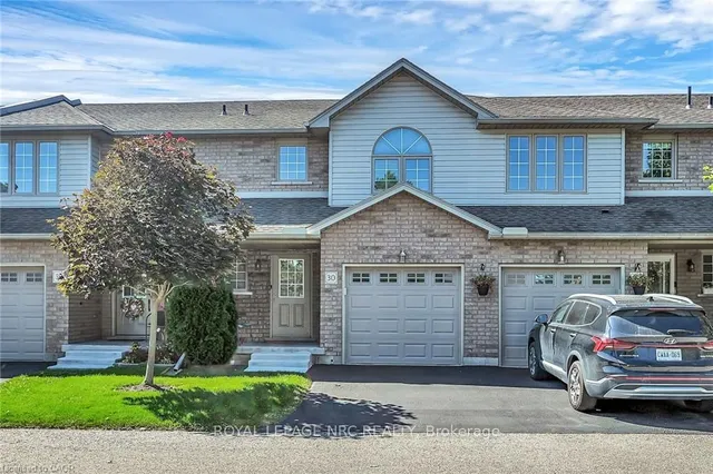 40 Braemar Ave #30, Haldimand