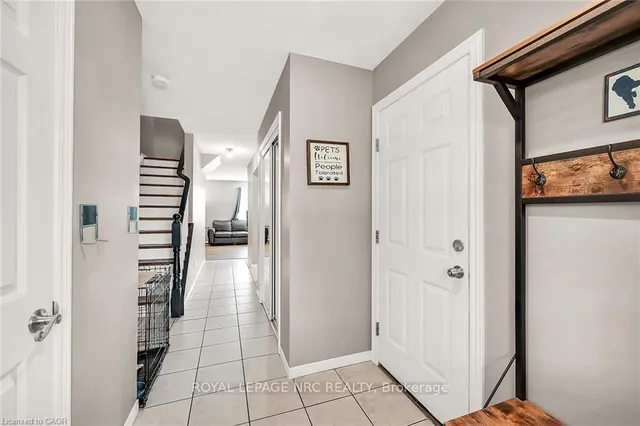 40 Braemar Ave #30, Haldimand 4