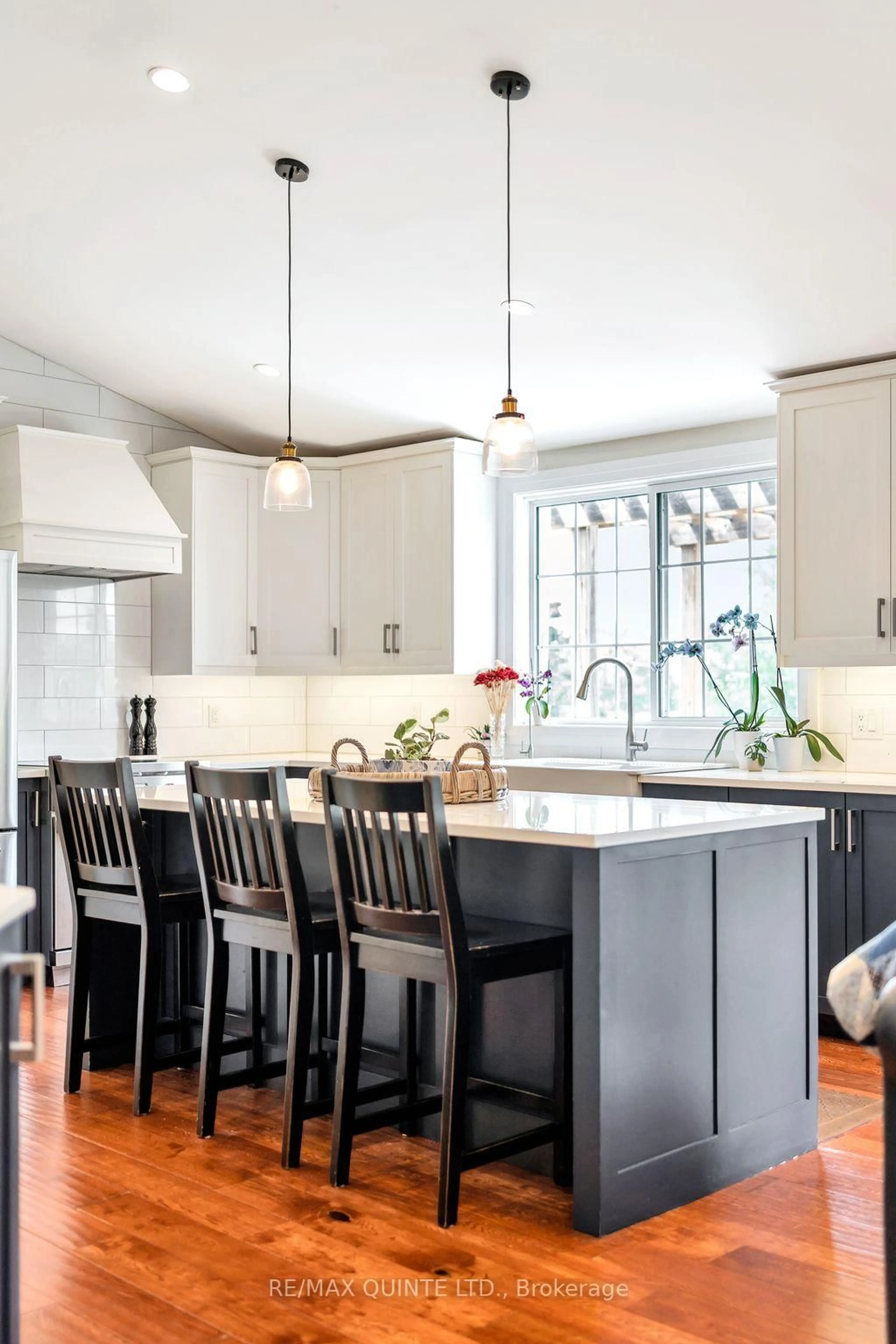 Contemporary kitchen, unknown for 14 Eastern Ave, Prince Edward County Ontario K8N 4Z1