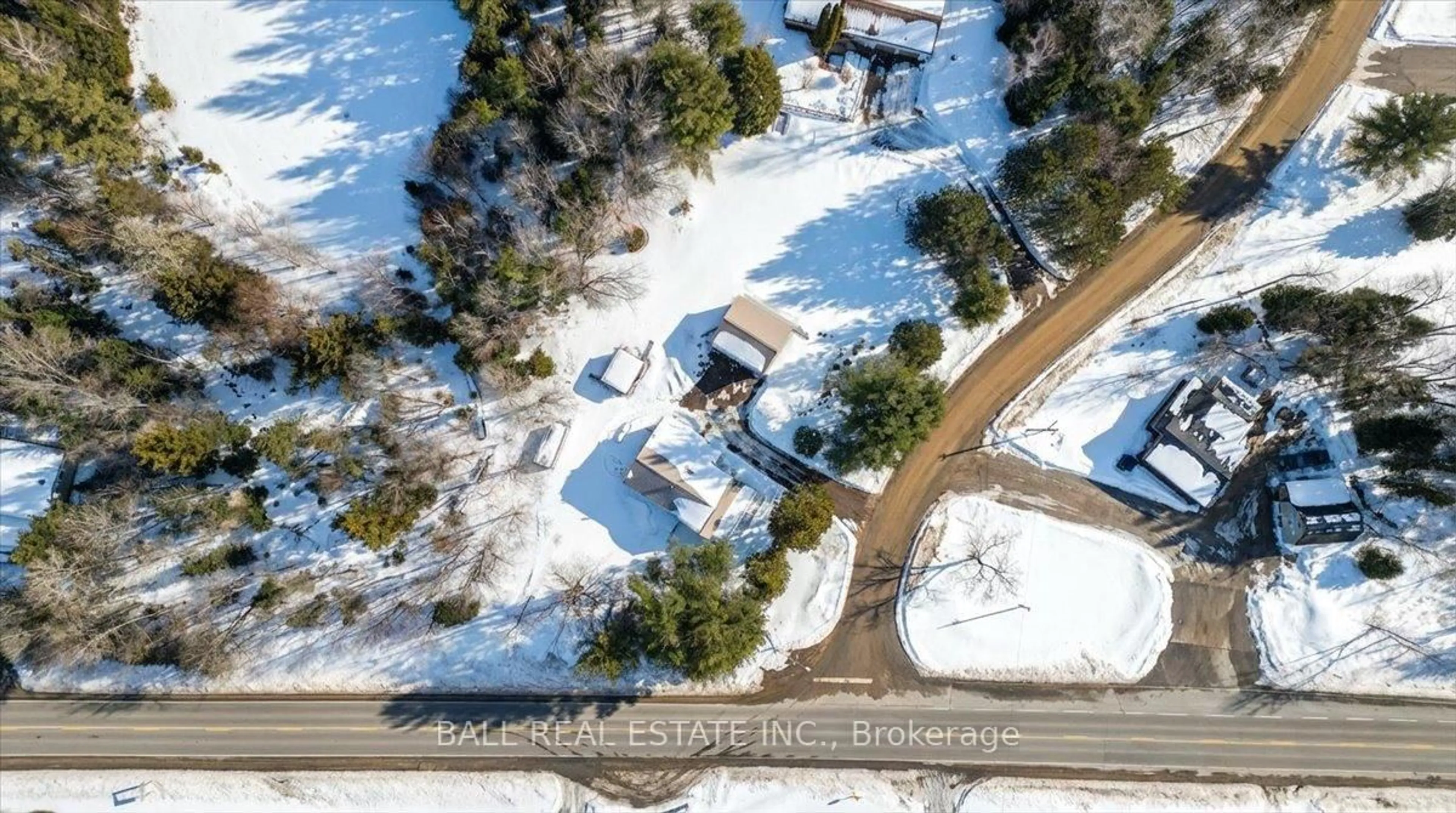 A pic from outside/outdoor area/front of a property/back of a property/a pic from drone, street for 9 Quarry Rd, Bancroft Ontario K0L 1C0