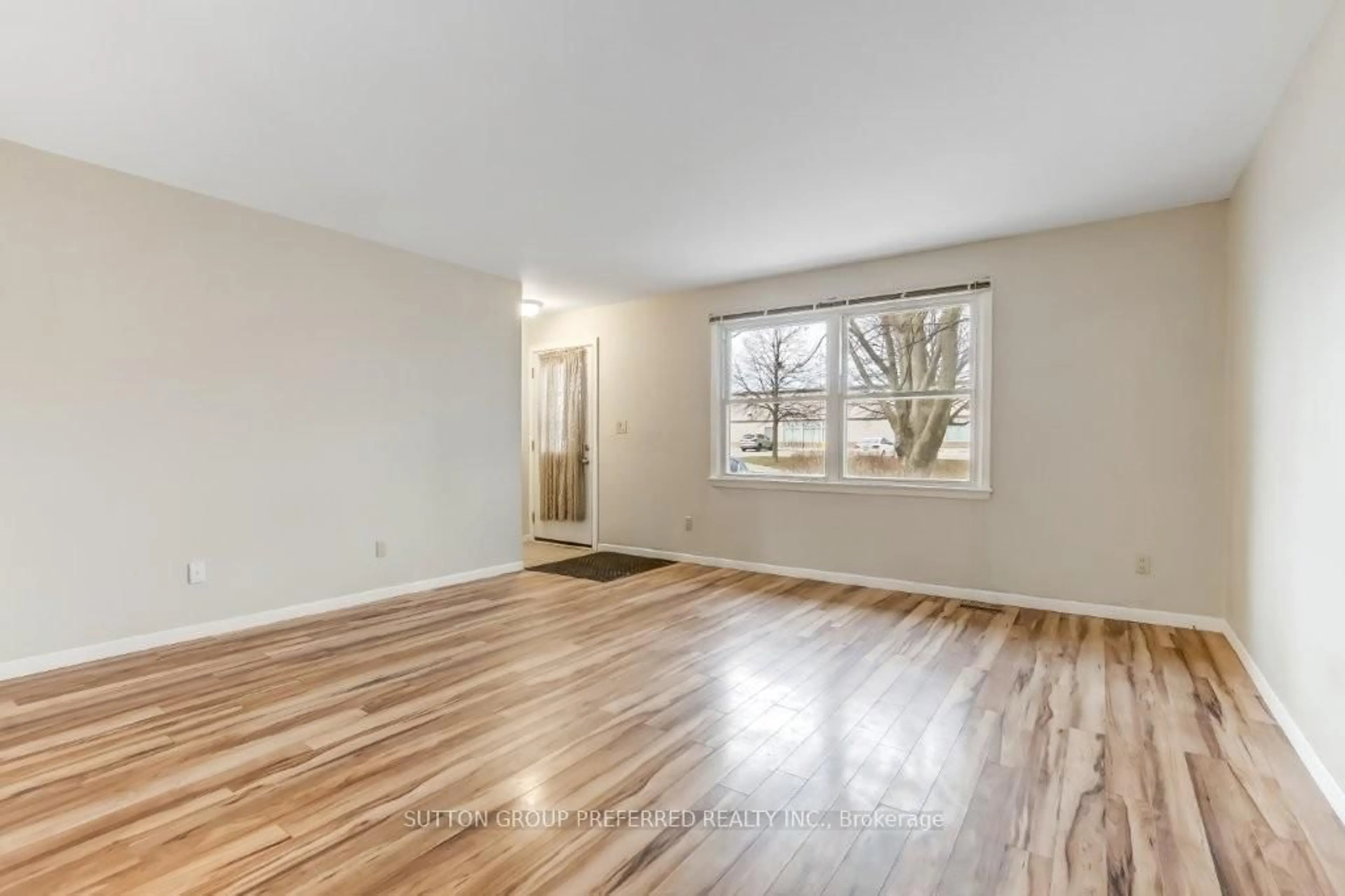 A pic of a room for 624 Mornington Ave, London East Ontario N5Y 3G1