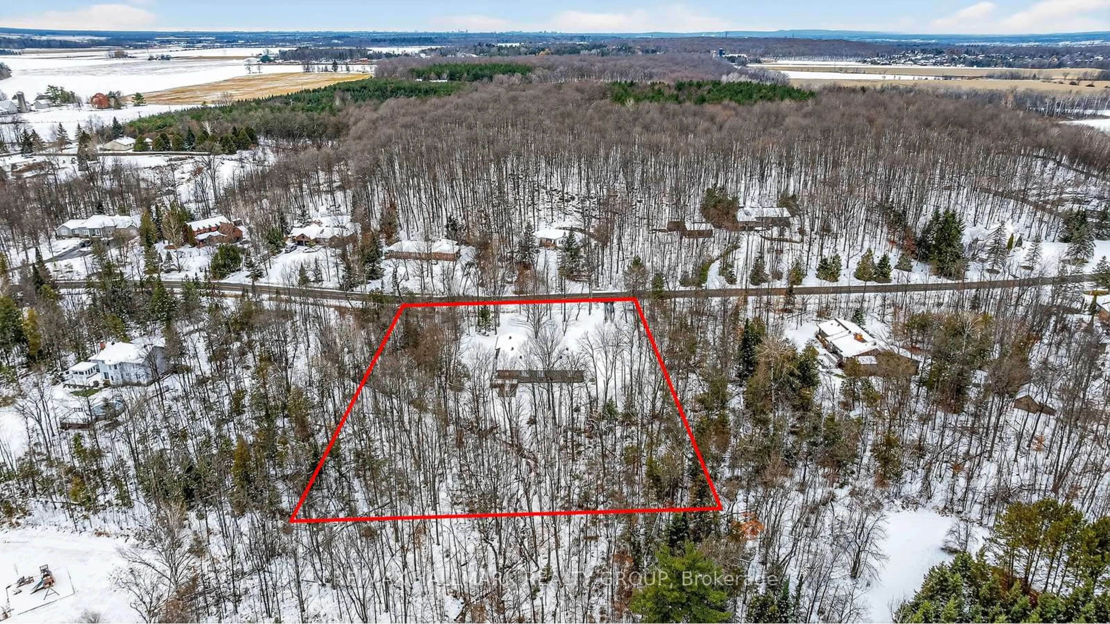 A pic from outside/outdoor area/front of a property/back of a property/a pic from drone, forest/trees view for 1625 Royal Orchard Dr, Ottawa Ontario K4C 1A9