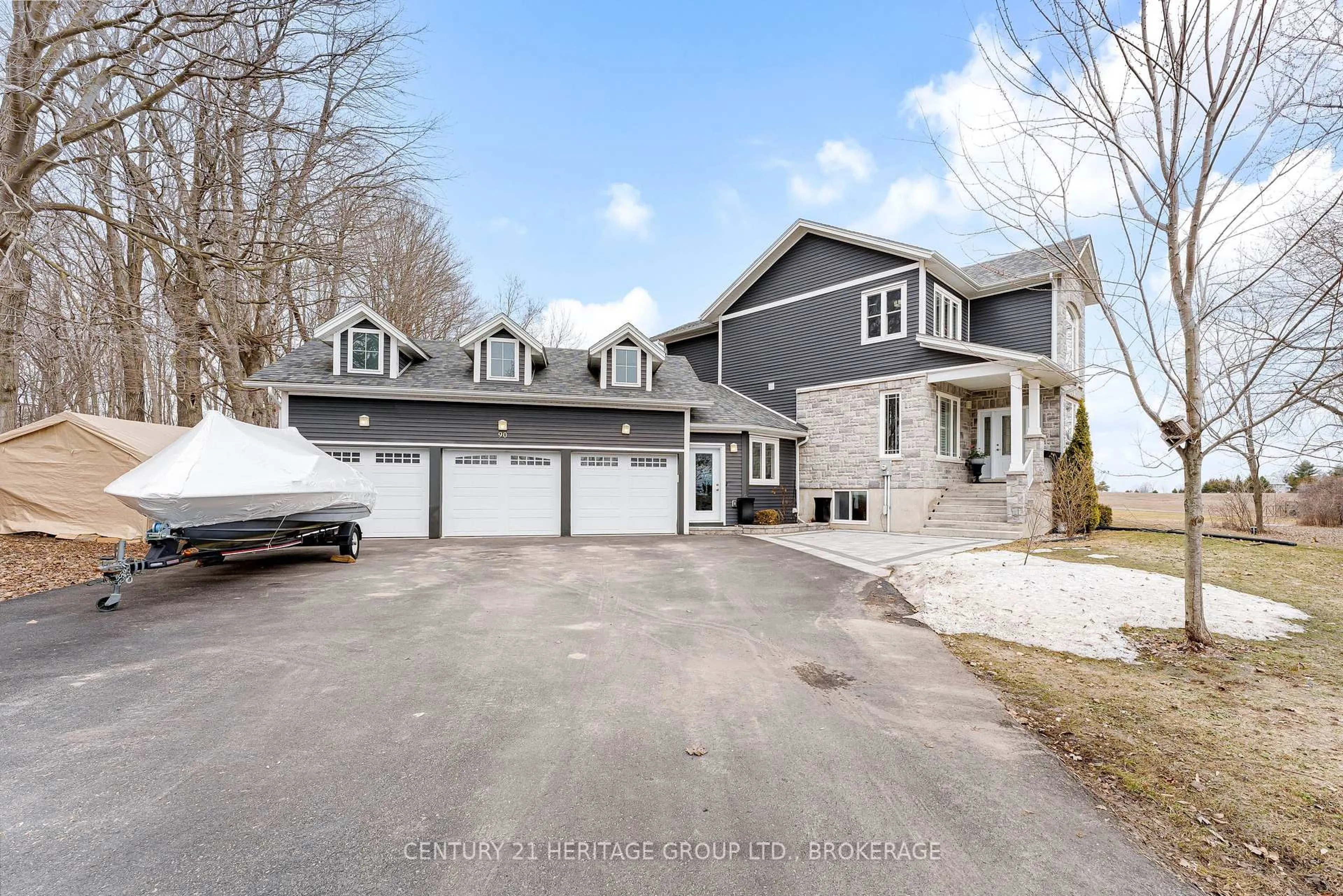 A pic from outside/outdoor area/front of a property/back of a property/a pic from drone, street for 90 Aragon Rd, Kingston Ontario K0H 1S0