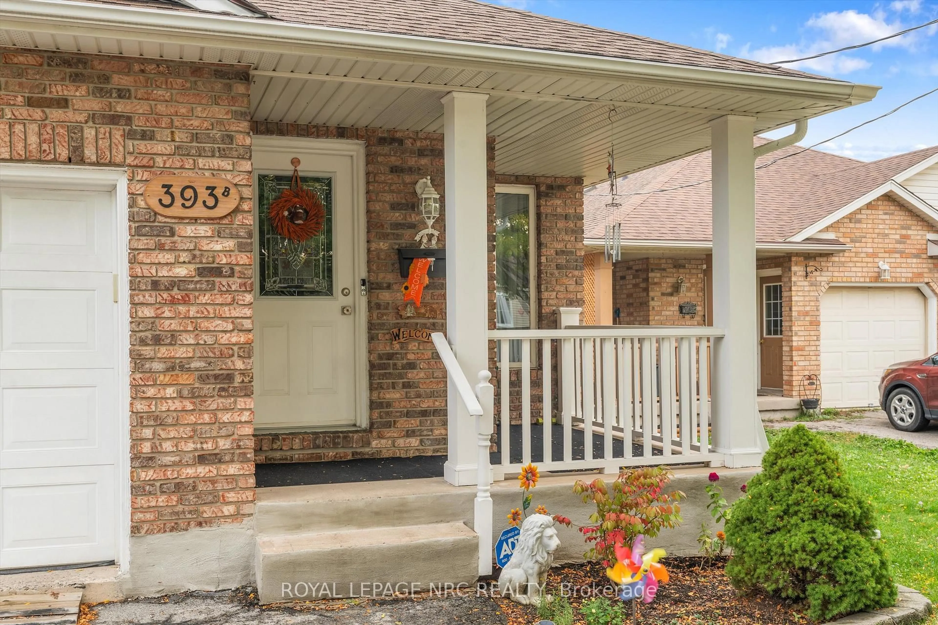 Unknown for 393 Glendale Ave #B, St. Catharines Ontario L2T 1C5