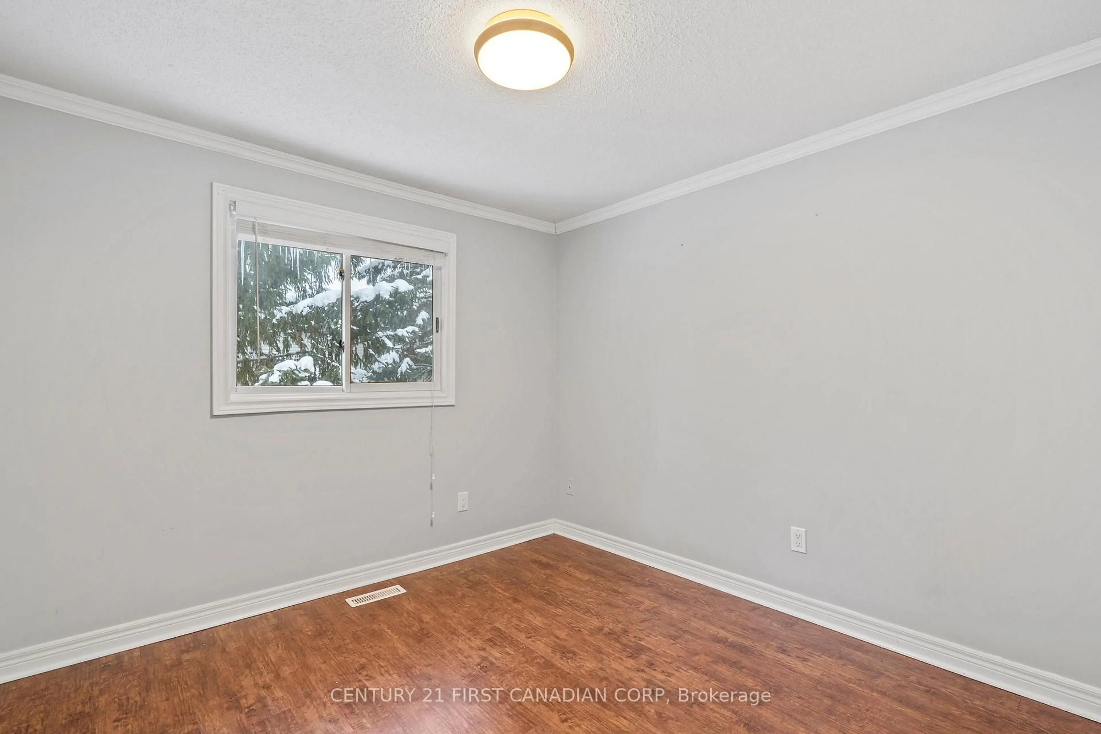 A pic of a room for 340 Ambleside Dr #17, London North Ontario N6G 4Y5