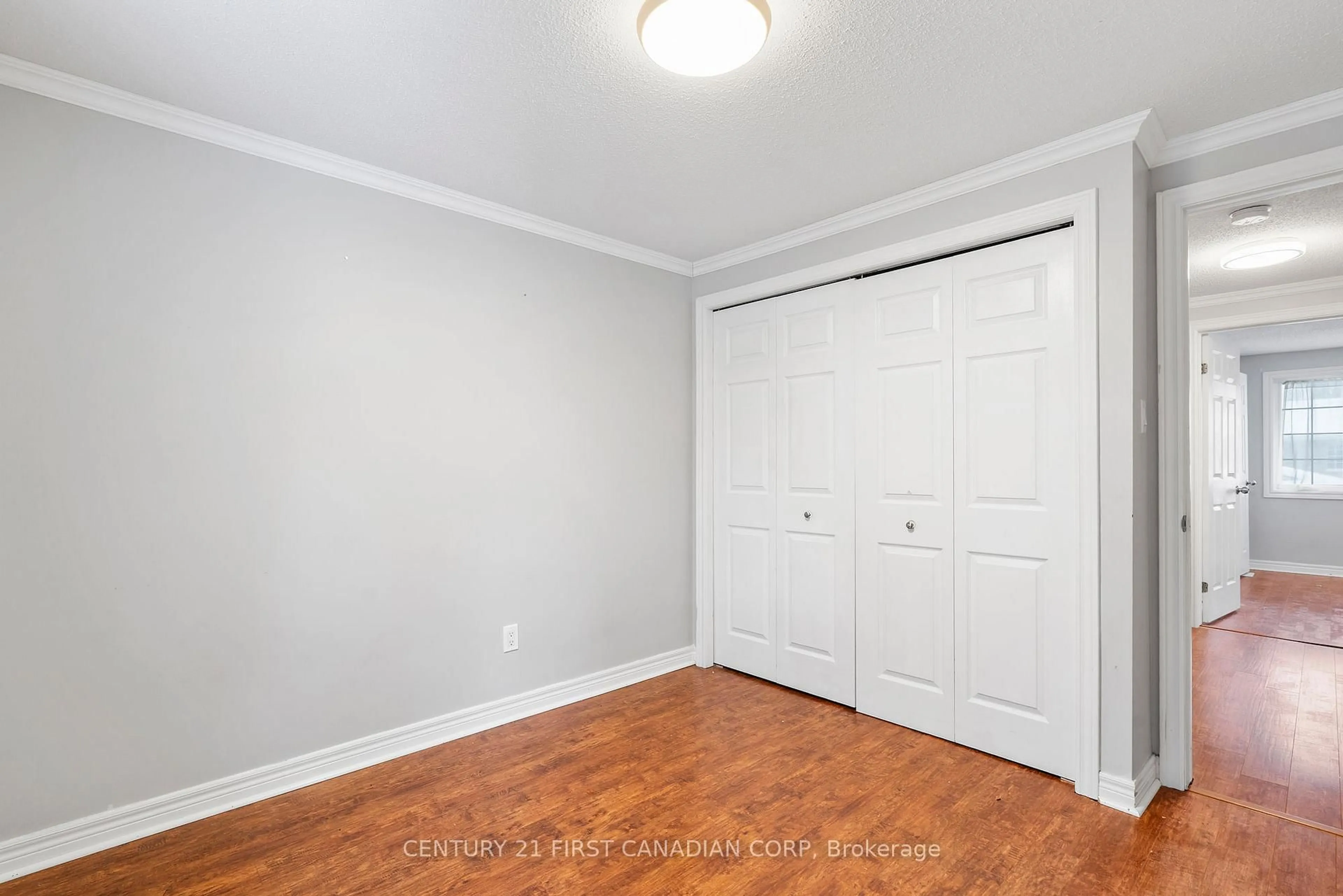 A pic of a room for 340 Ambleside Dr #17, London North Ontario N6G 4Y5