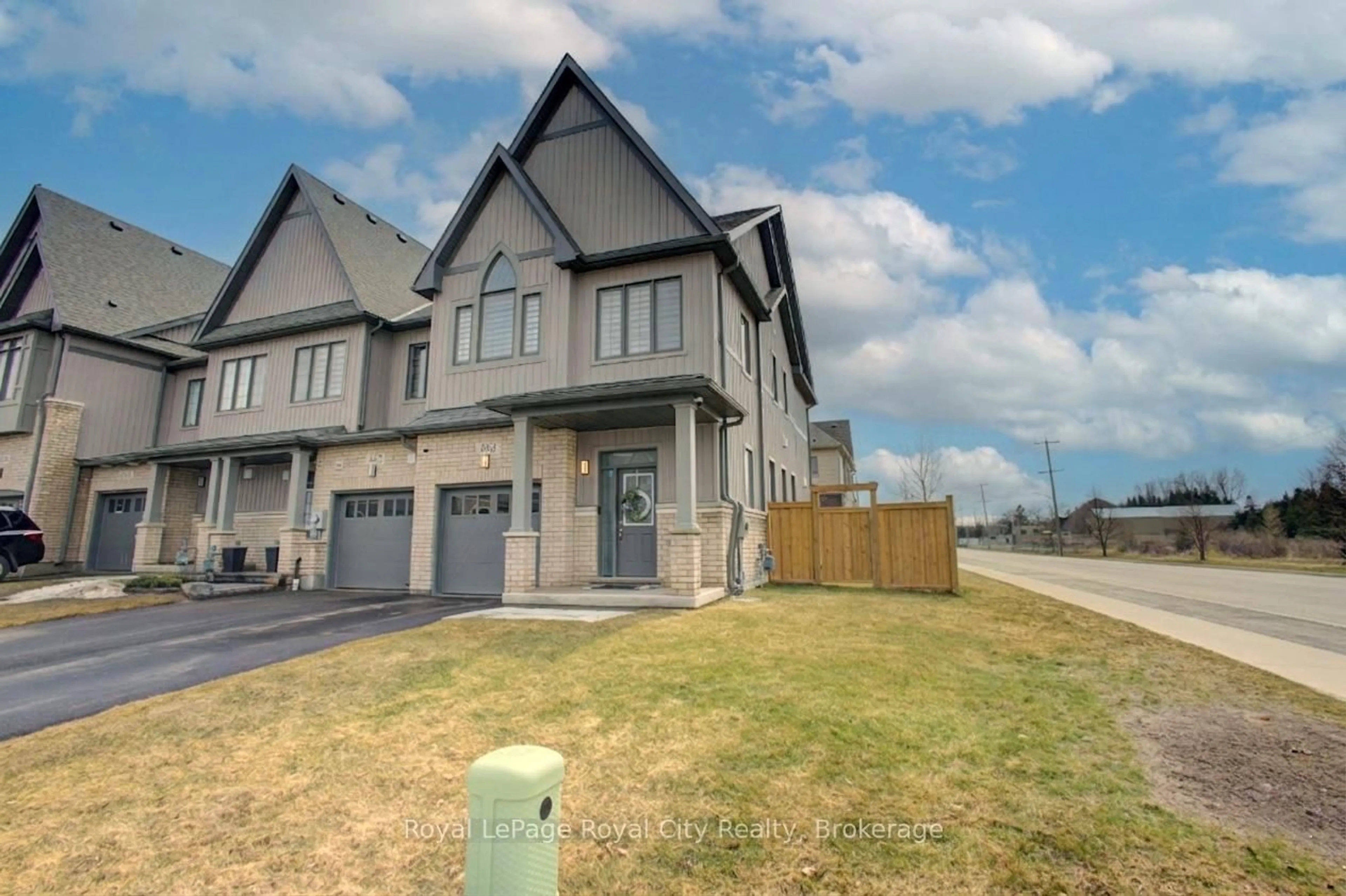 Unknown for 484 Adelaide St, Wellington North Ontario N0G 1A0