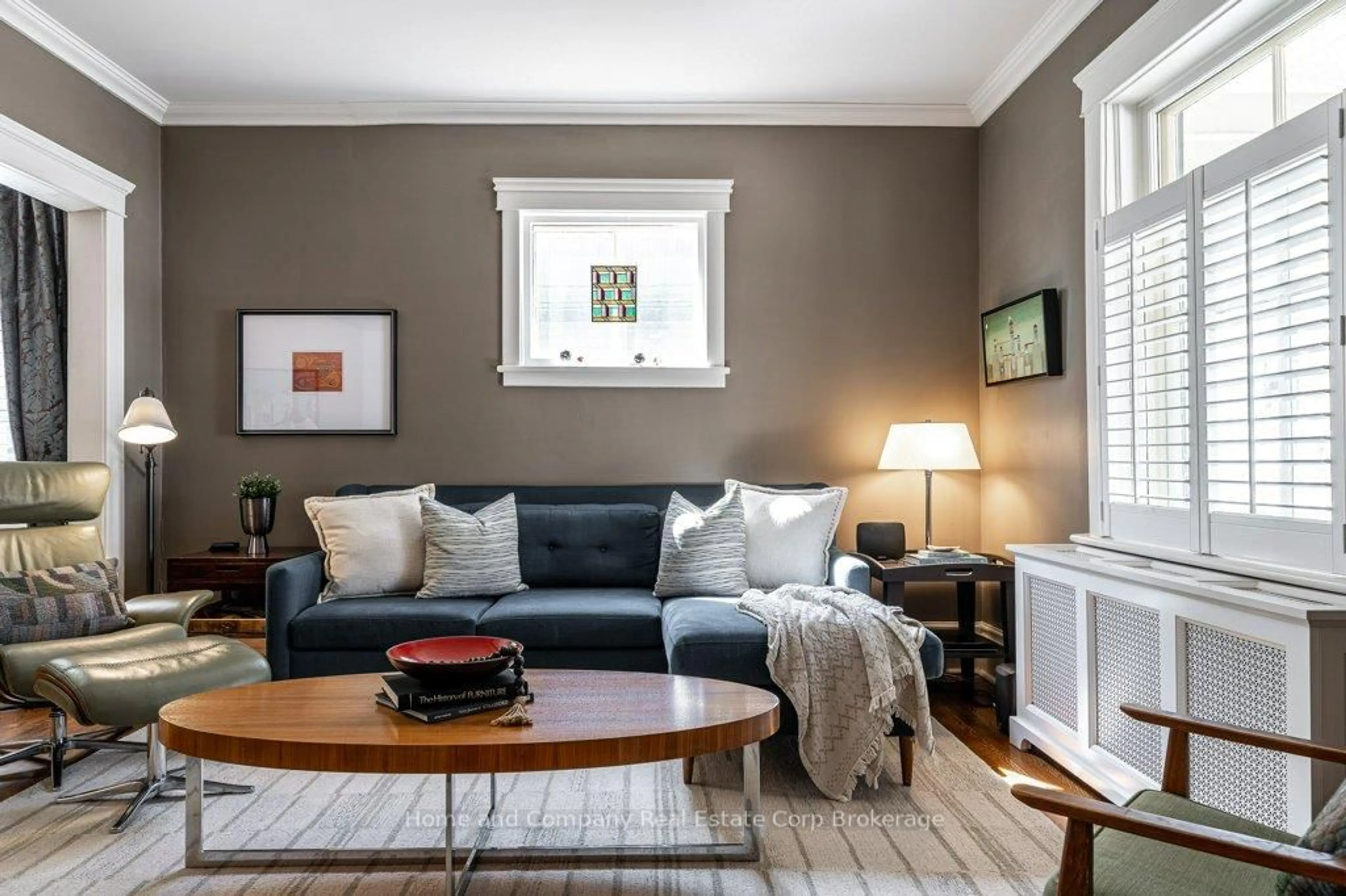 Living room with furniture, unknown for 227 William St, Stratford Ontario N5A 4Y2