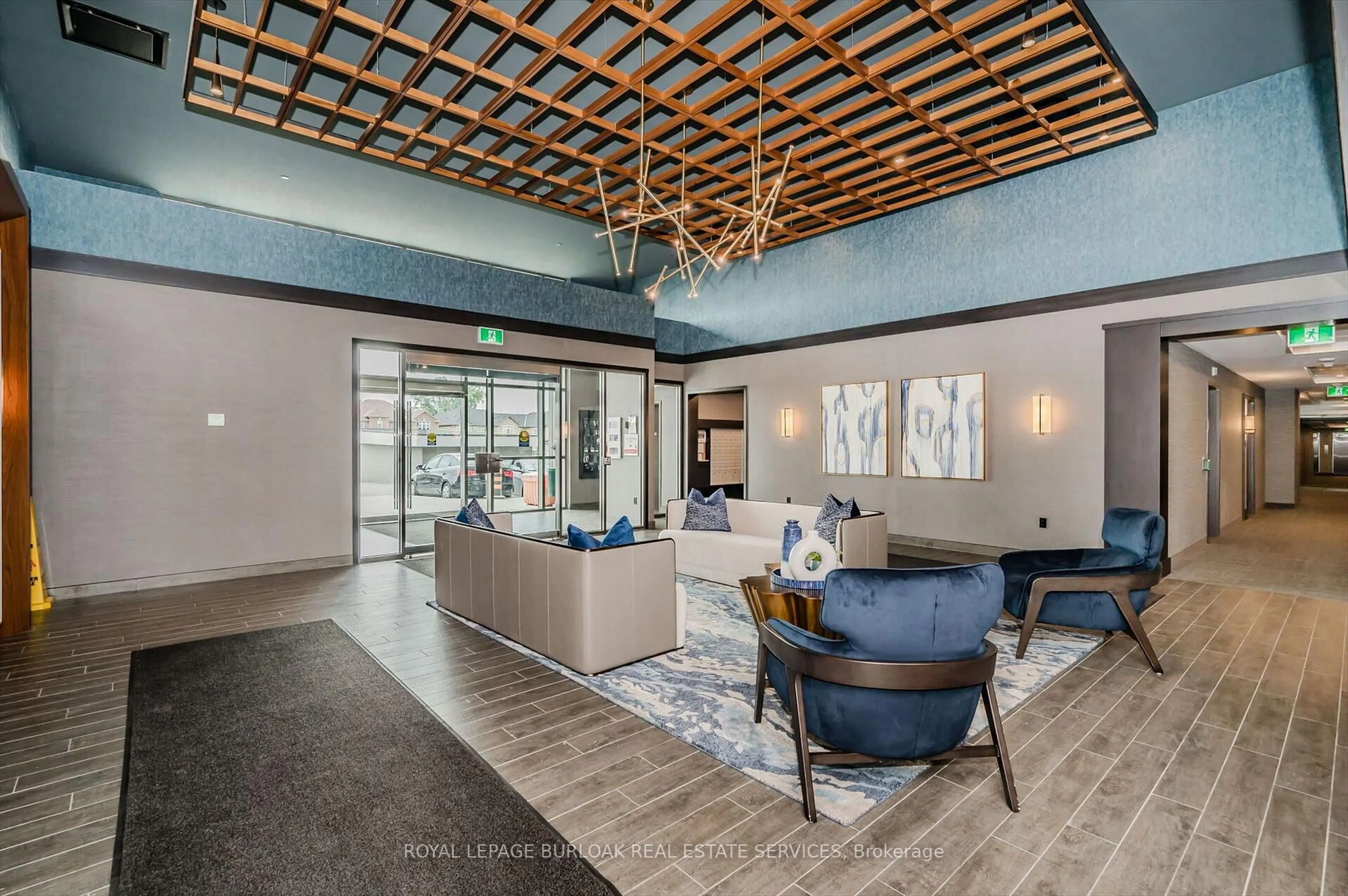 Lobby for 460 Dundas St #1212, Hamilton Ontario L8B 2A5