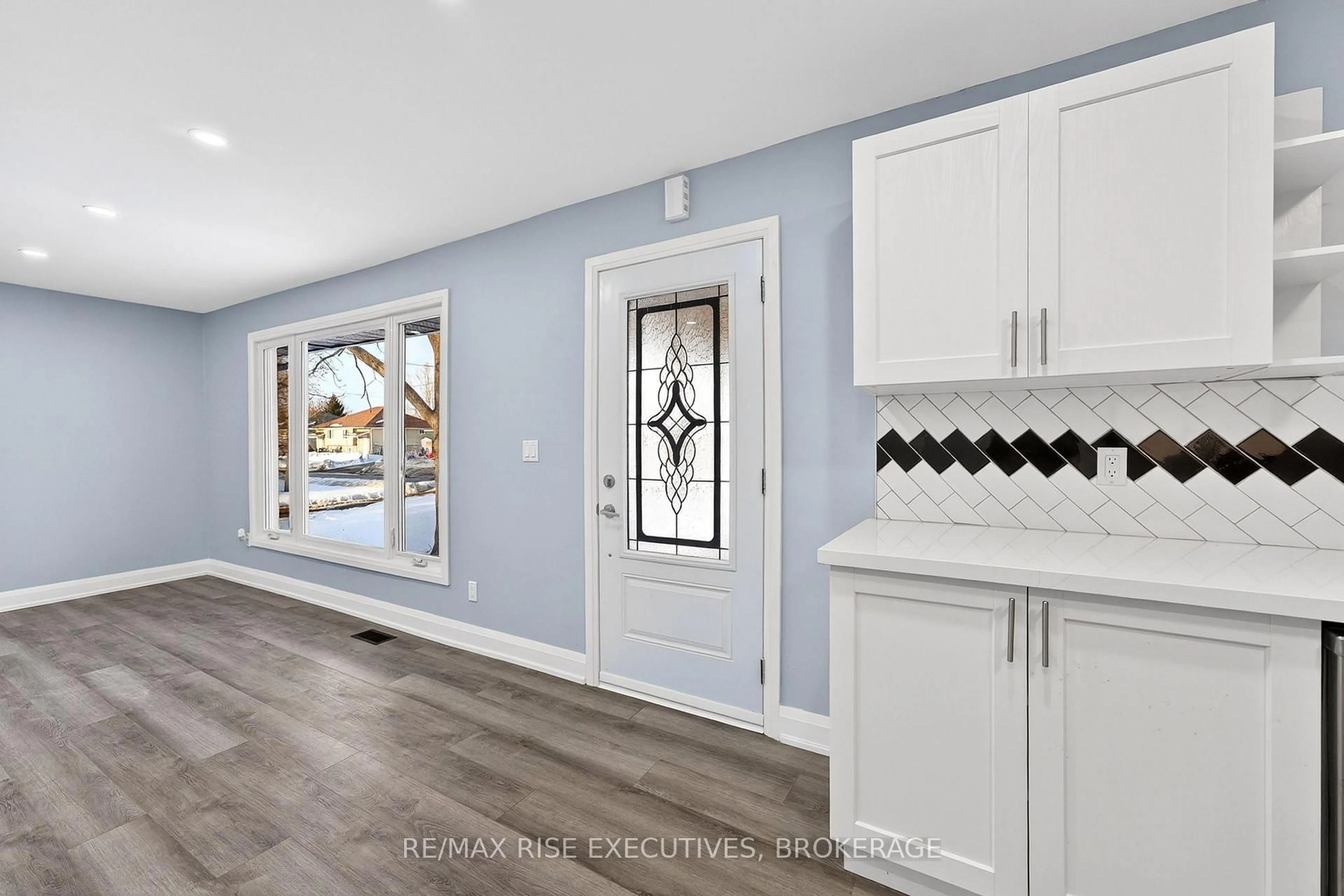 Open concept kitchen, ceramic/tile floor for 191 Brant St, Deseronto Ontario K0K 1X0