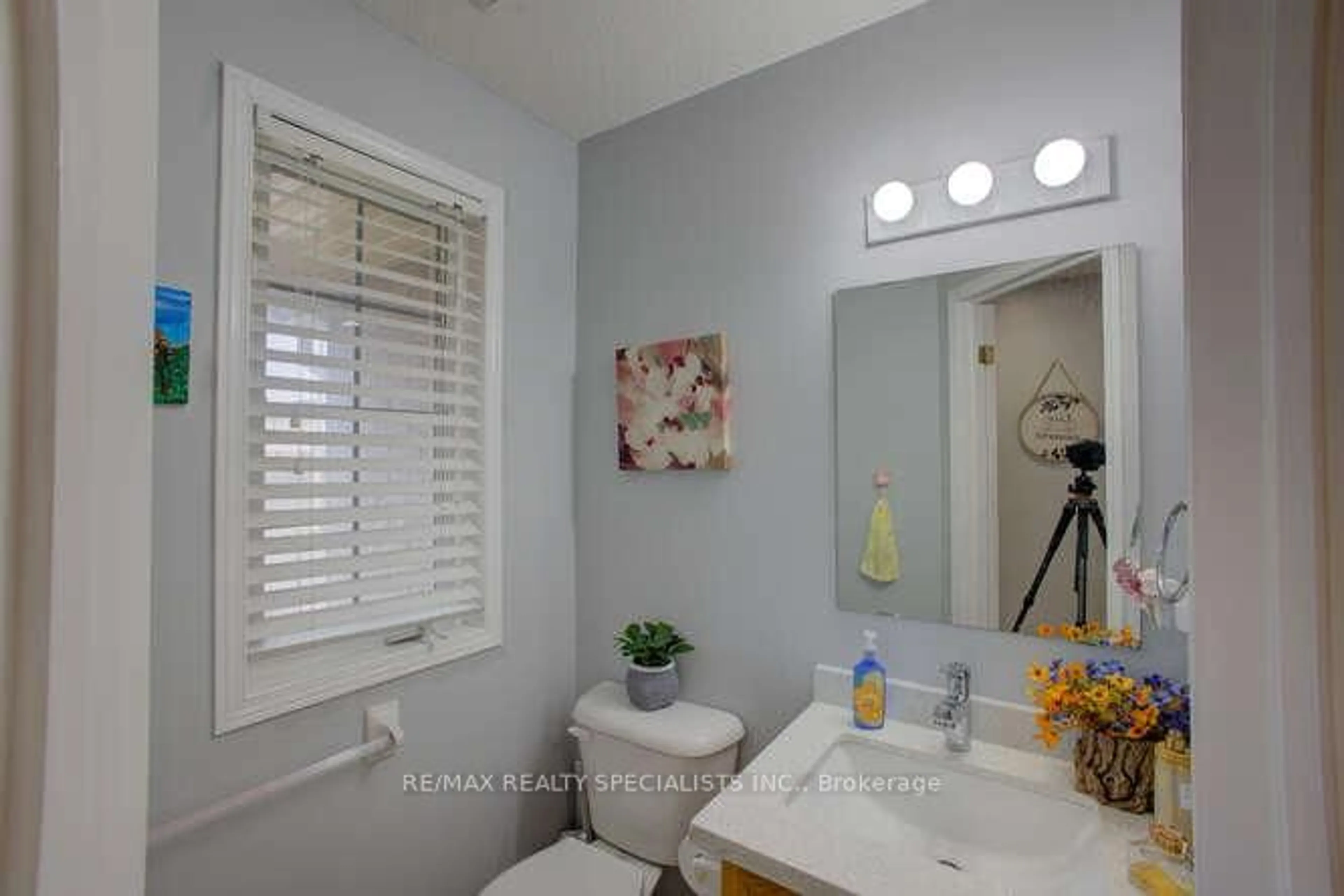 Unknown for 213 Britton Pl, Kitchener Ontario N2C 2T3