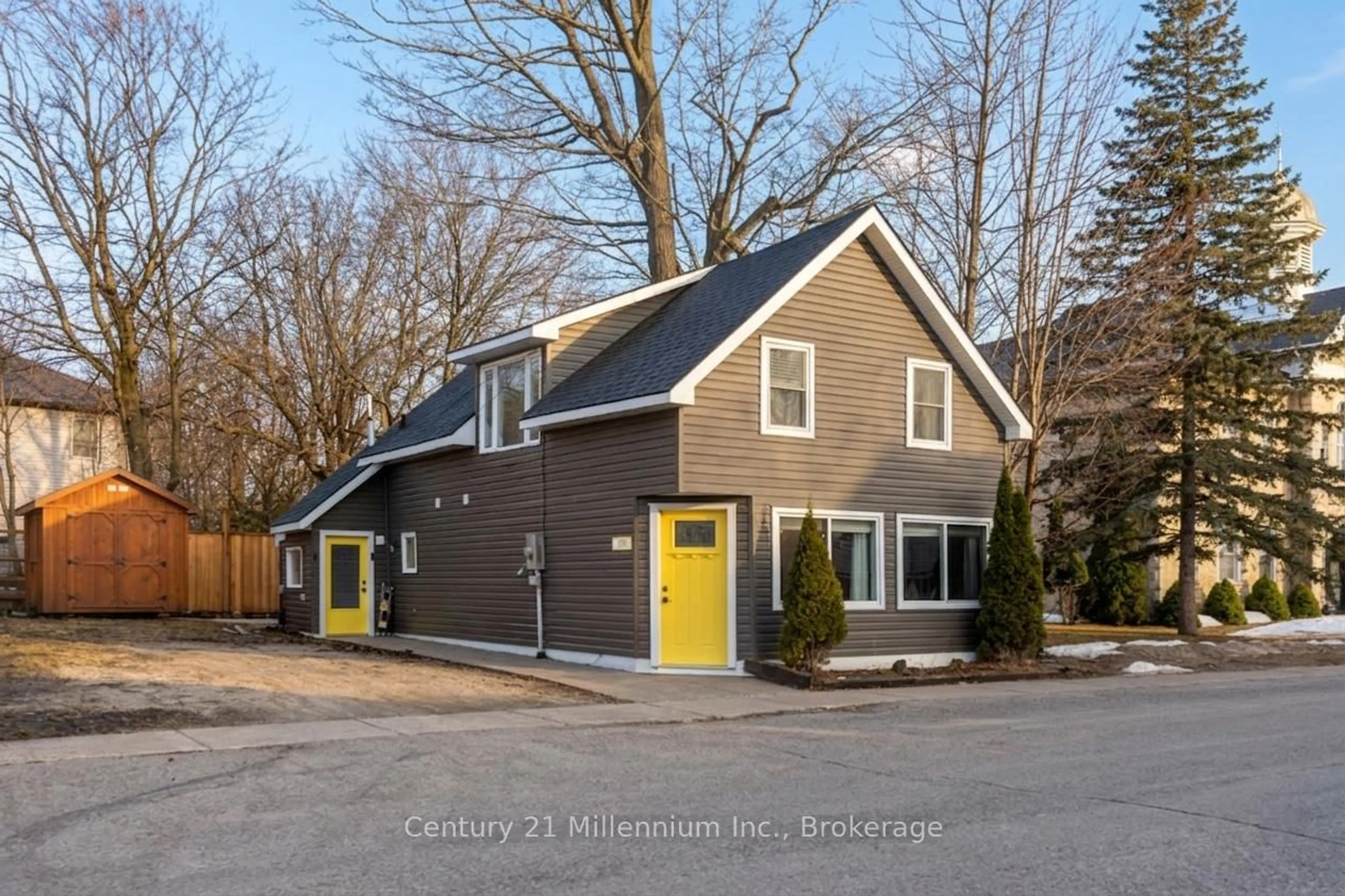 Home with vinyl exterior material, street for 251 William St, South Bruce Peninsula Ontario N0H 2T0