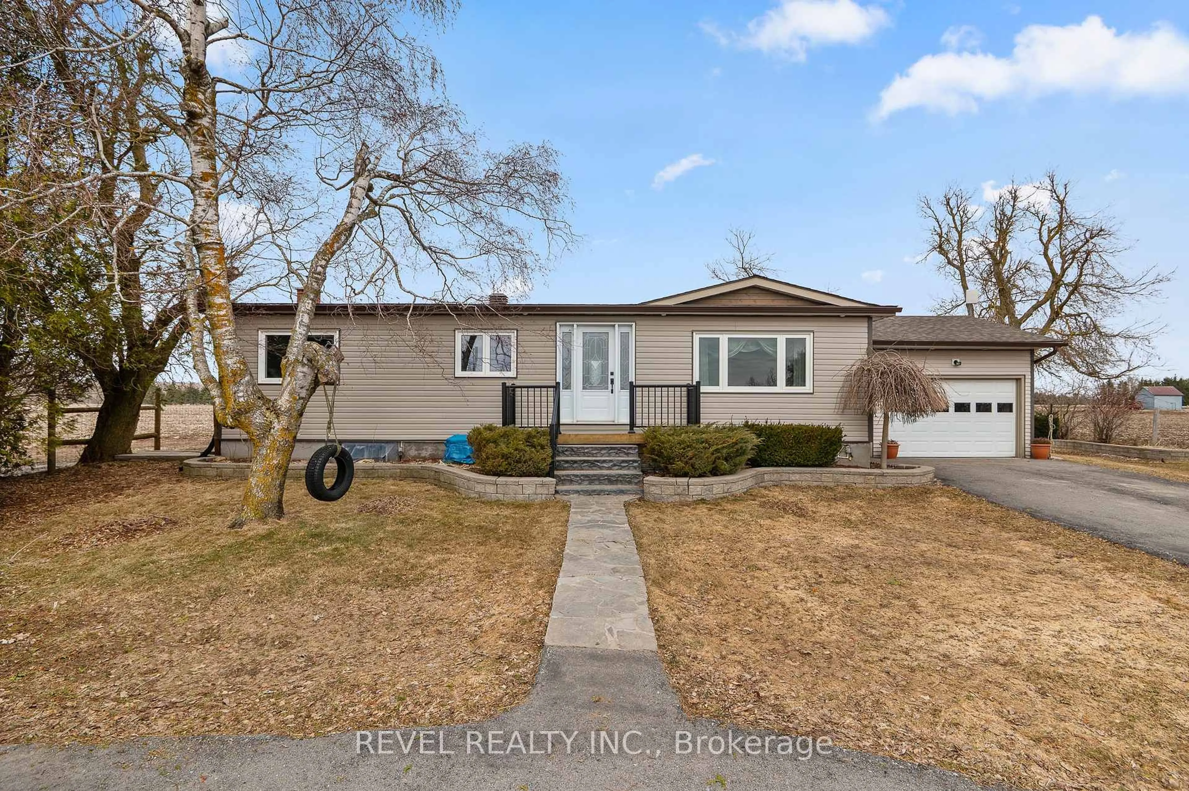 Home with vinyl exterior material, street for 705409 County Rd 21 Rd, Melancthon Ontario L9V 2A3