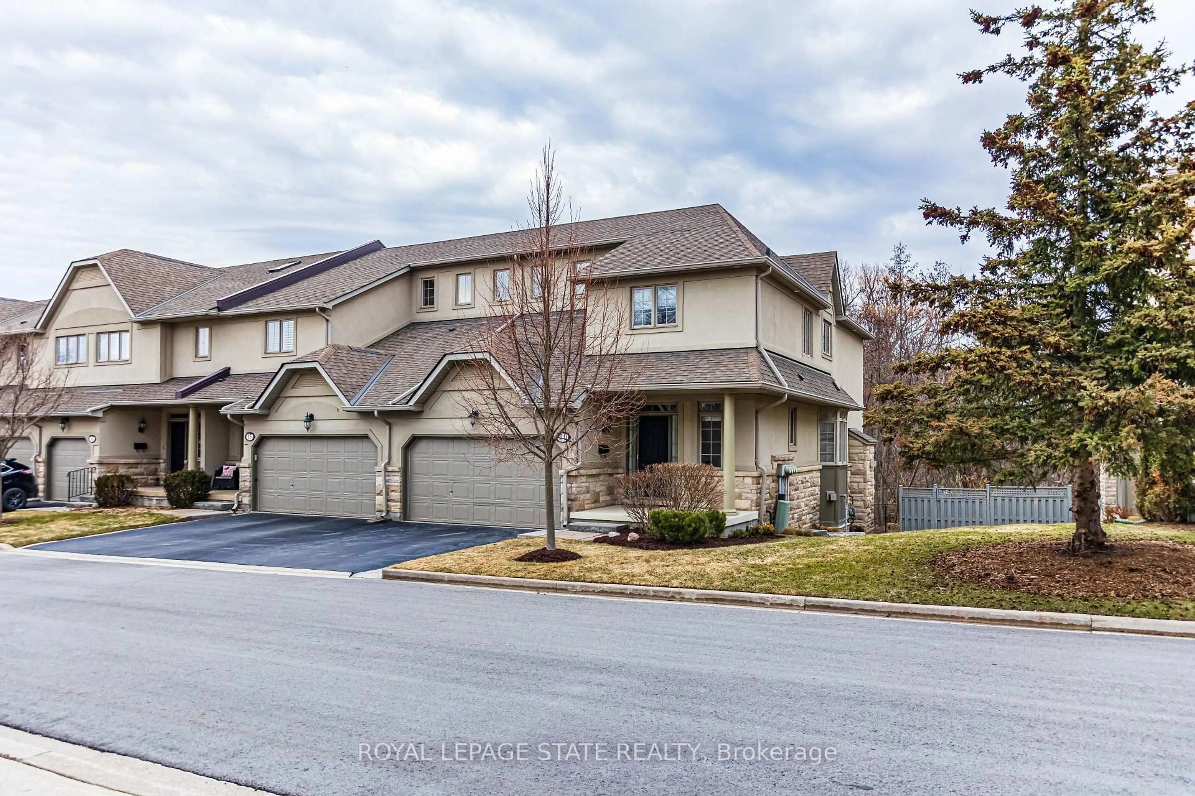 A pic from outside/outdoor area/front of a property/back of a property/a pic from drone, street for 71 Sulphur Springs Rd #14, Hamilton Ontario L9G 5C1