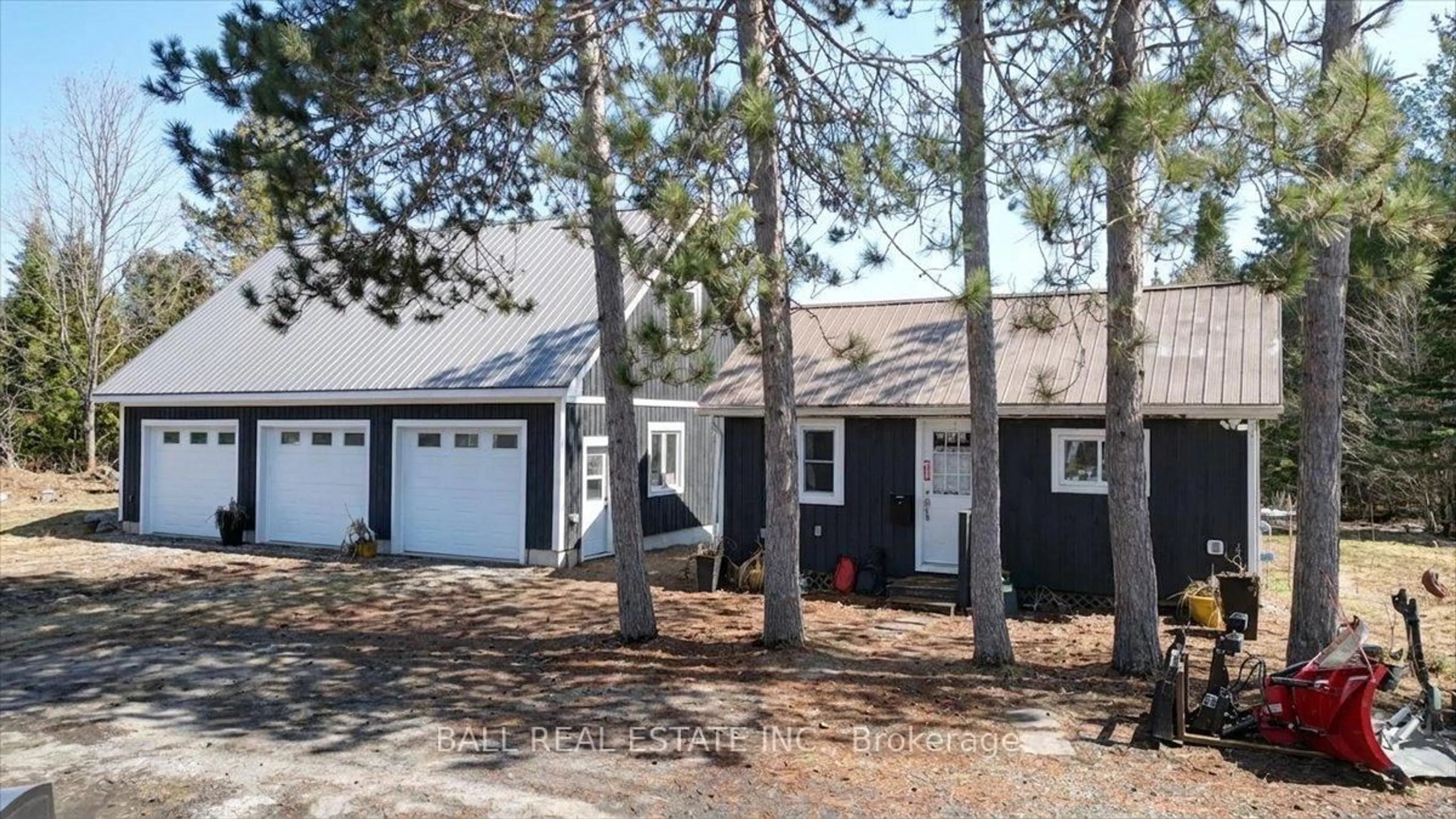 Home with vinyl exterior material, street for 1903 County 504, North Kawartha Ontario K0L 1A0