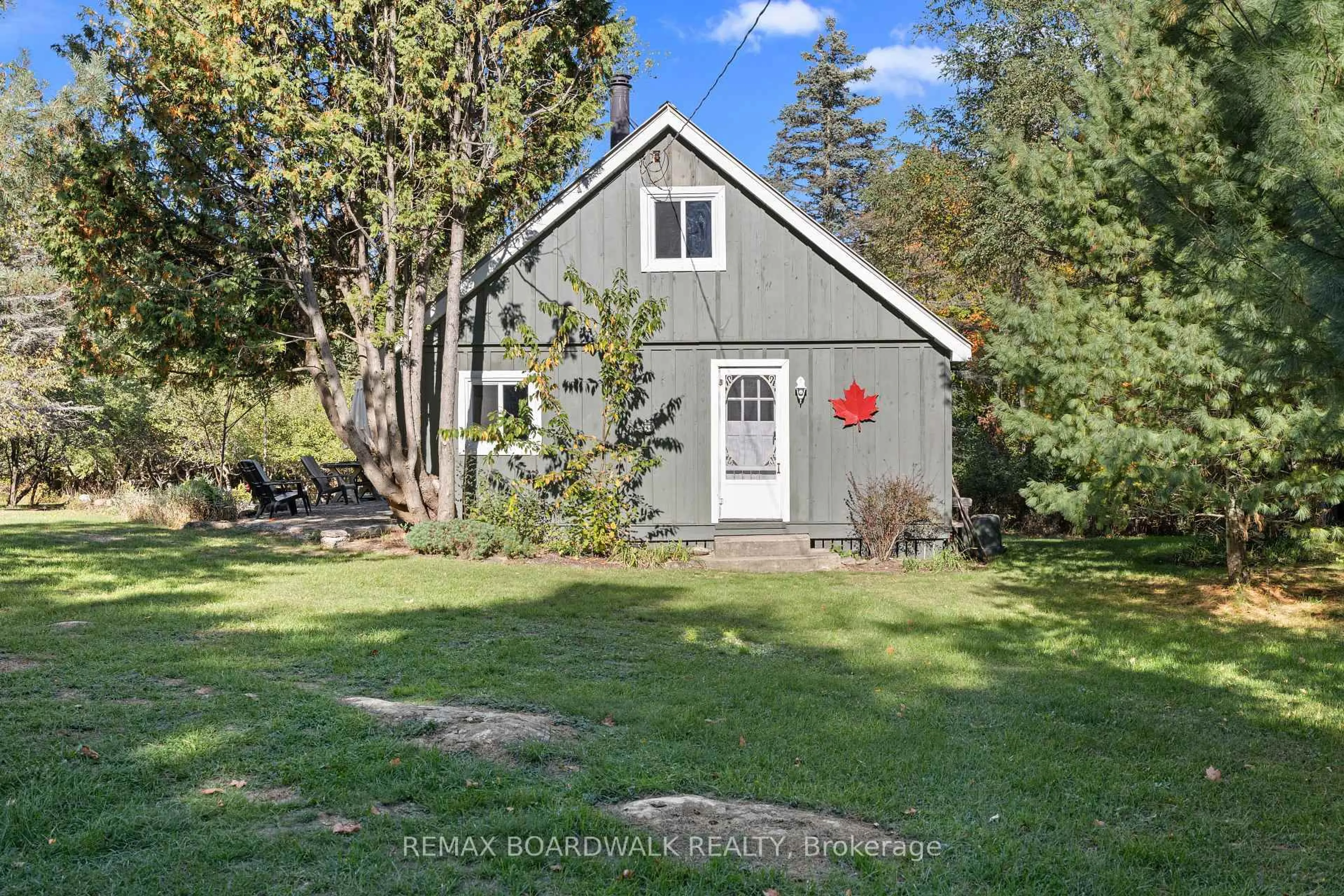 Shed for 402 Mp4 Rd, Rideau Lakes Ontario K0G 1V0