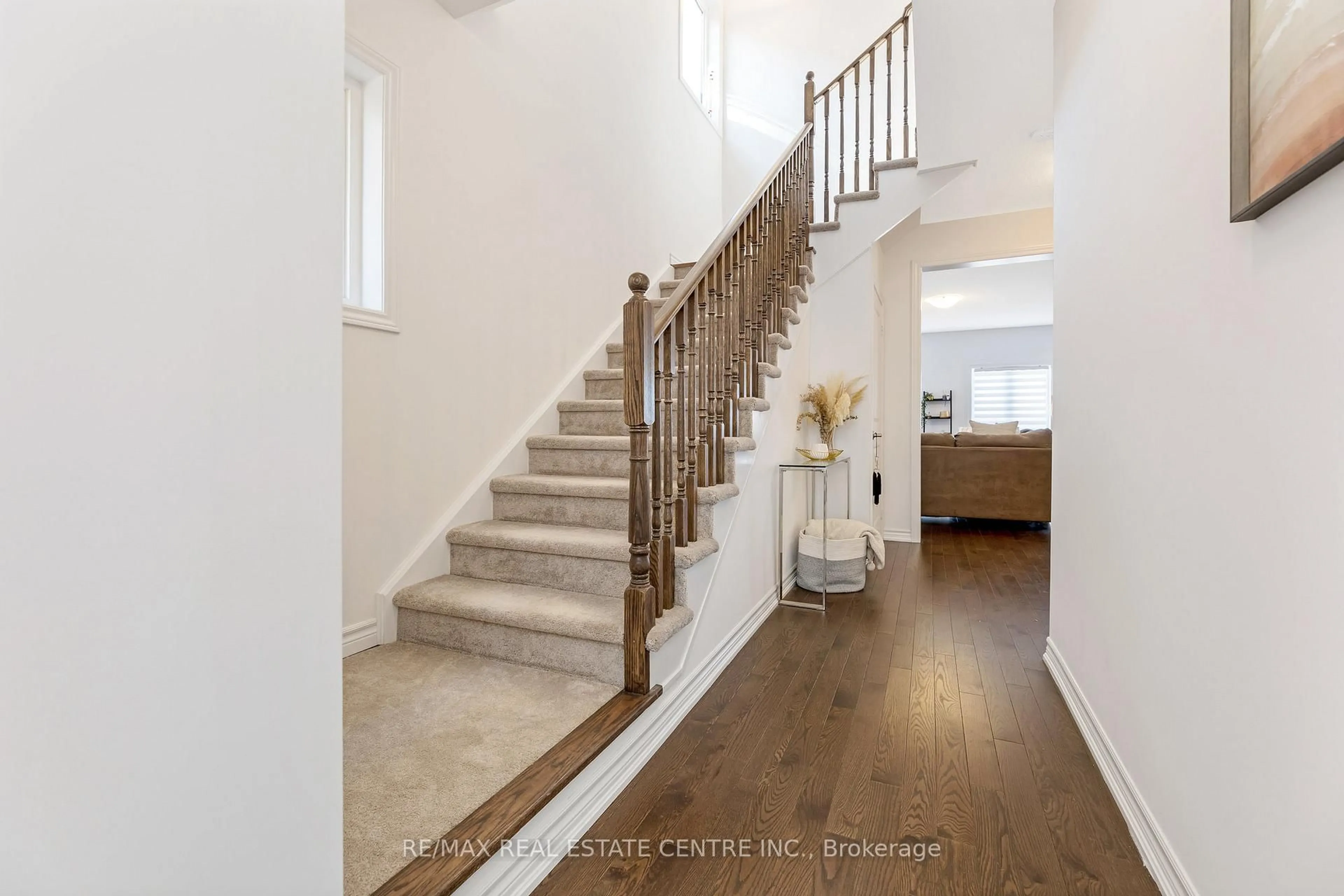 Unknown for 322 Russell St, Southgate Ontario N0C 1B0