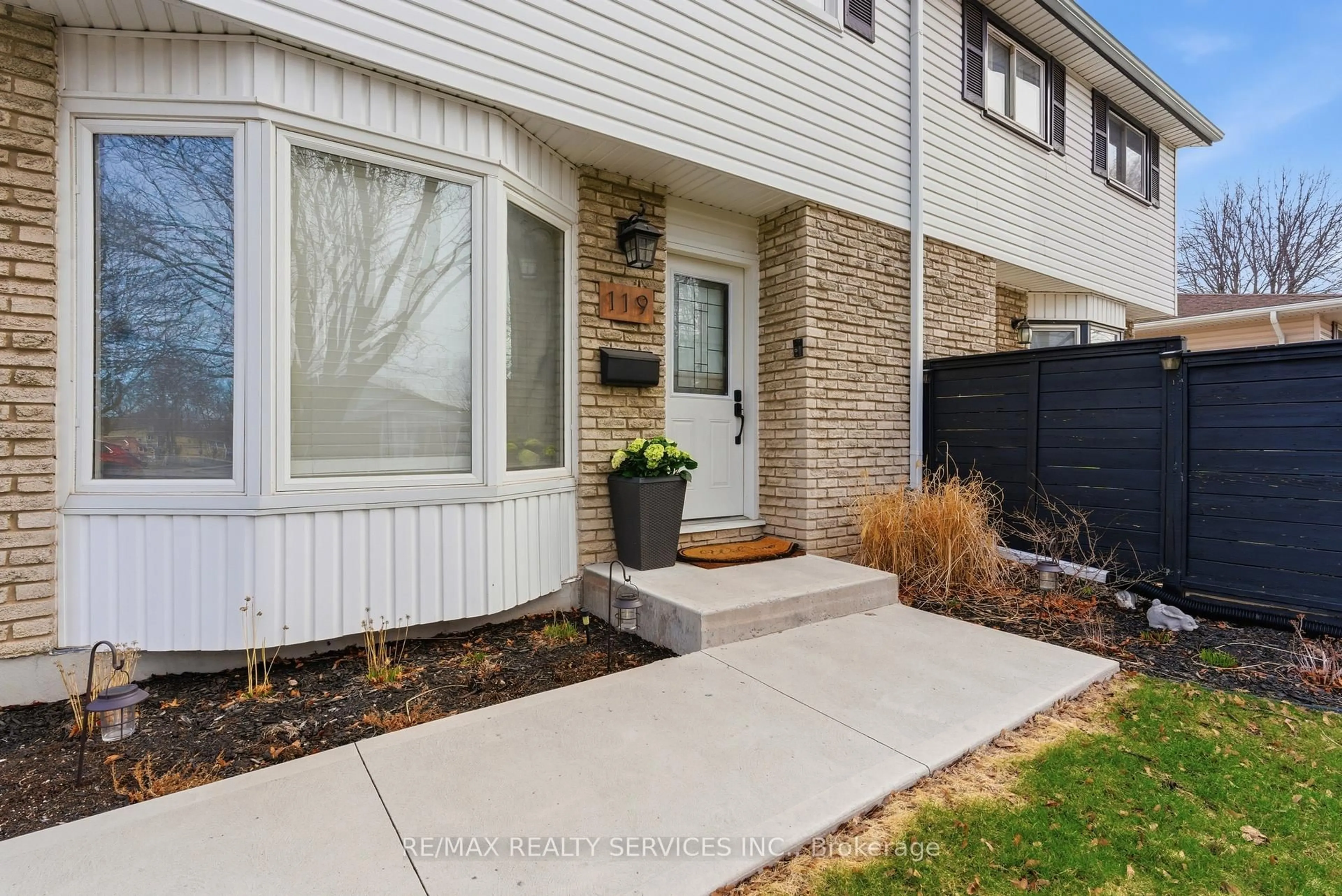 Unknown for 119 Dorothy St, St. Catharines Ontario L2N 6Z6