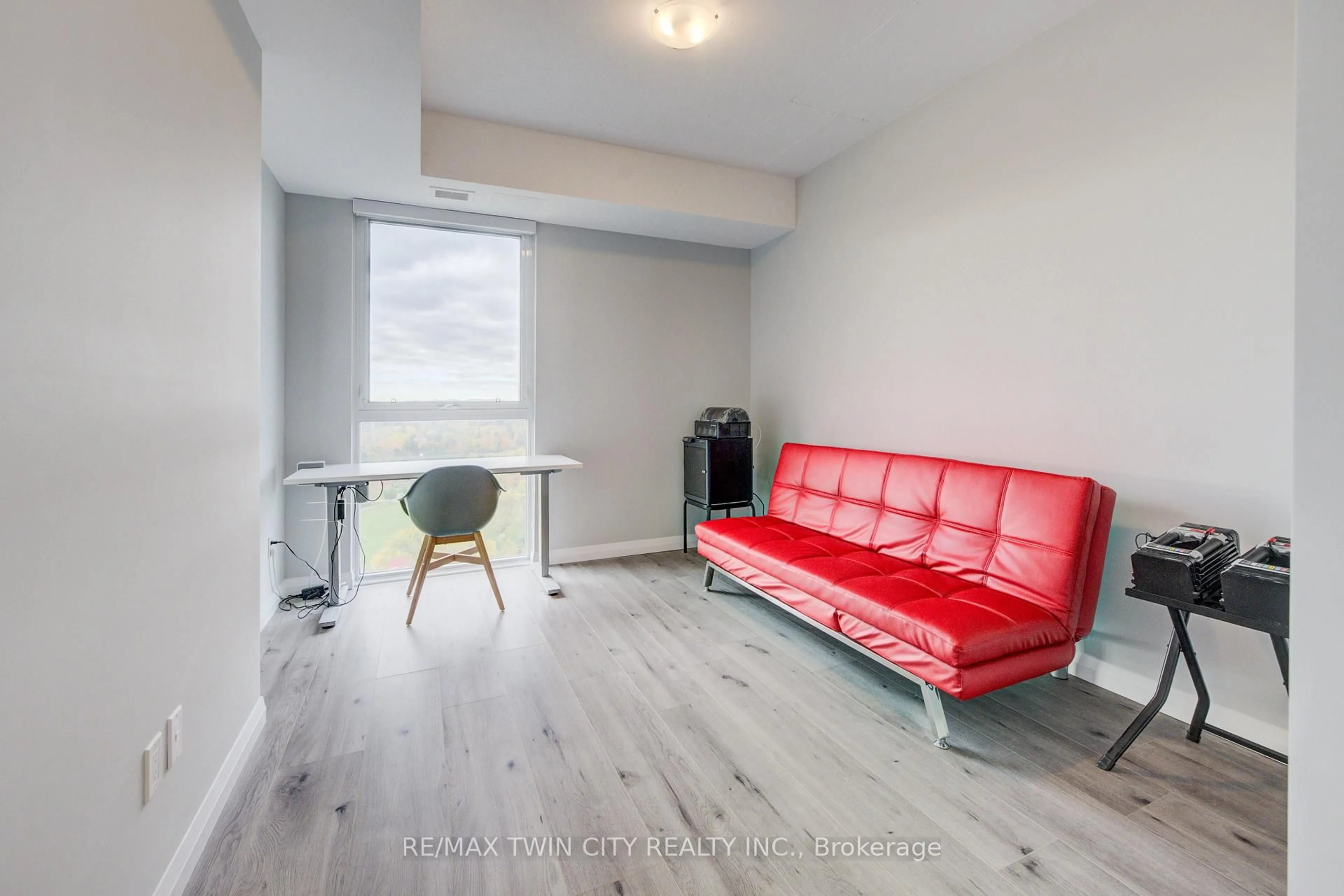 A pic of a room for 60 Charles St #1805, Kitchener Ontario N2G 0C9