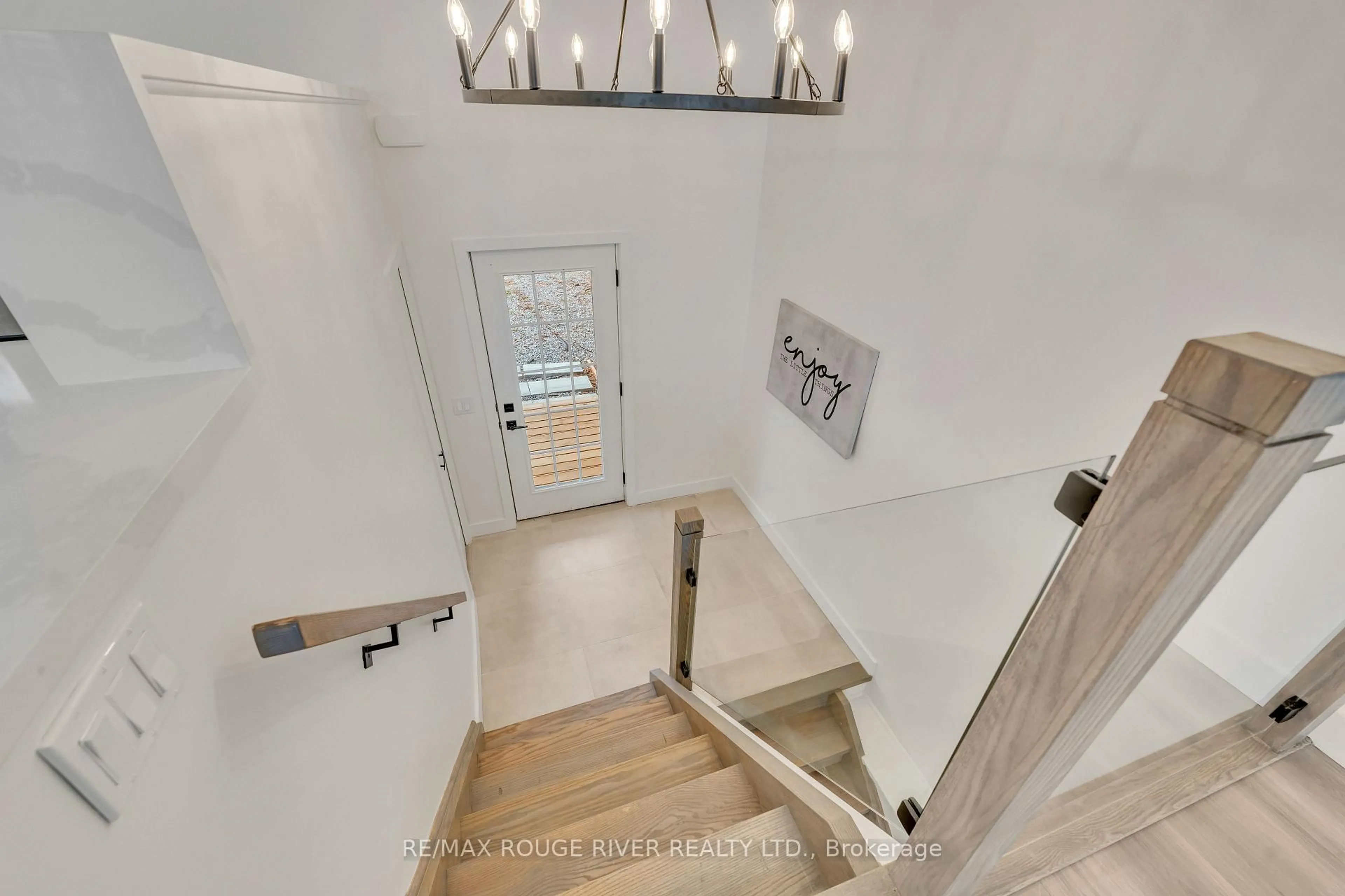 Stairs for 5496 Rice Lake Scenic Dr #130, Hamilton Township Ontario K0K 2E0